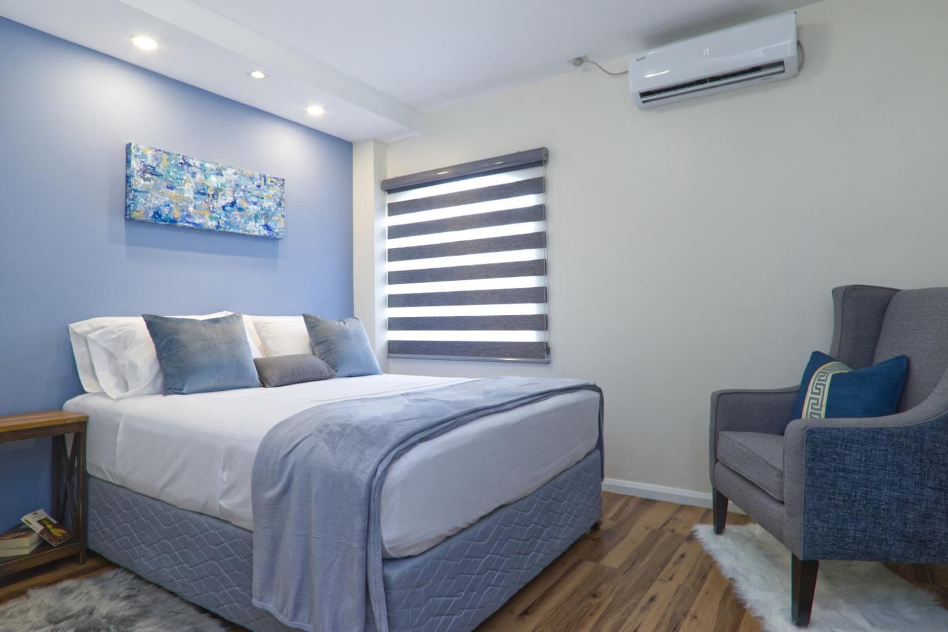 The Cozy Condo - A Modern Retreat - Photo 37