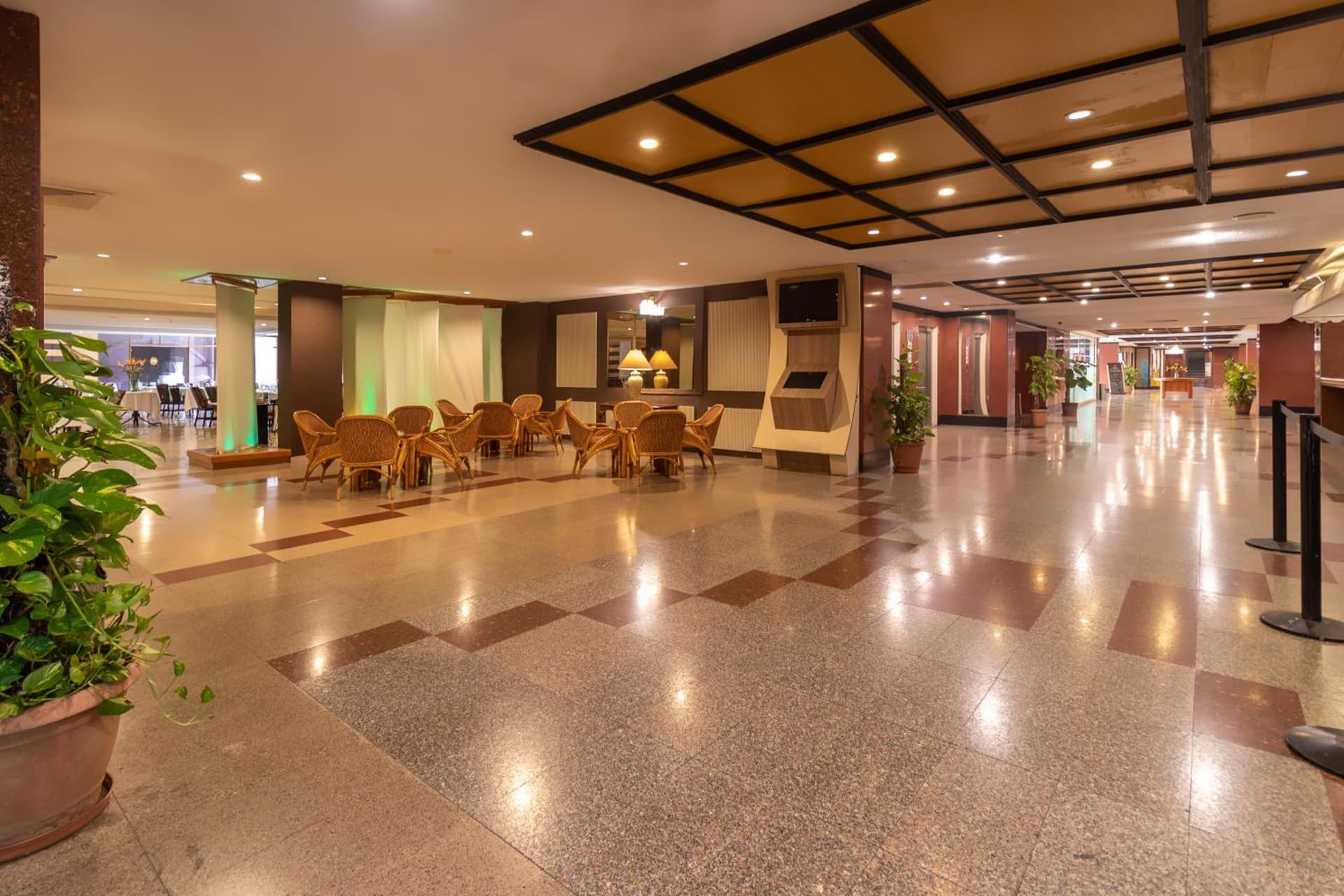 Hotel Faranda Express Puerta del Sol Porlamar - Photo 18