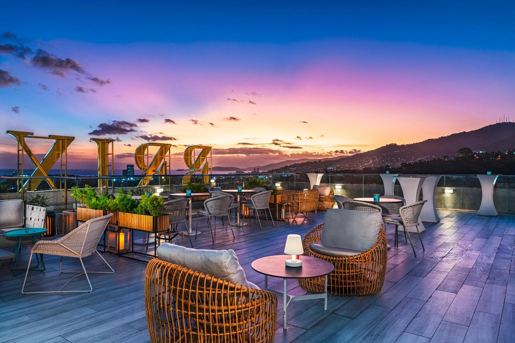 The BRIX Autograph Collection - Photo 5