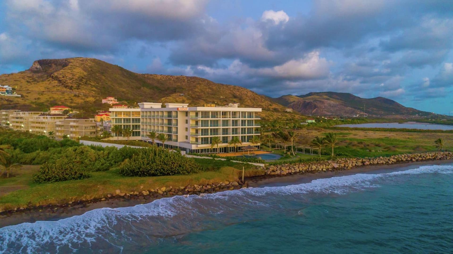 Koi Resort Saint Kitts, Curio Collection by Hilton - Photo 8