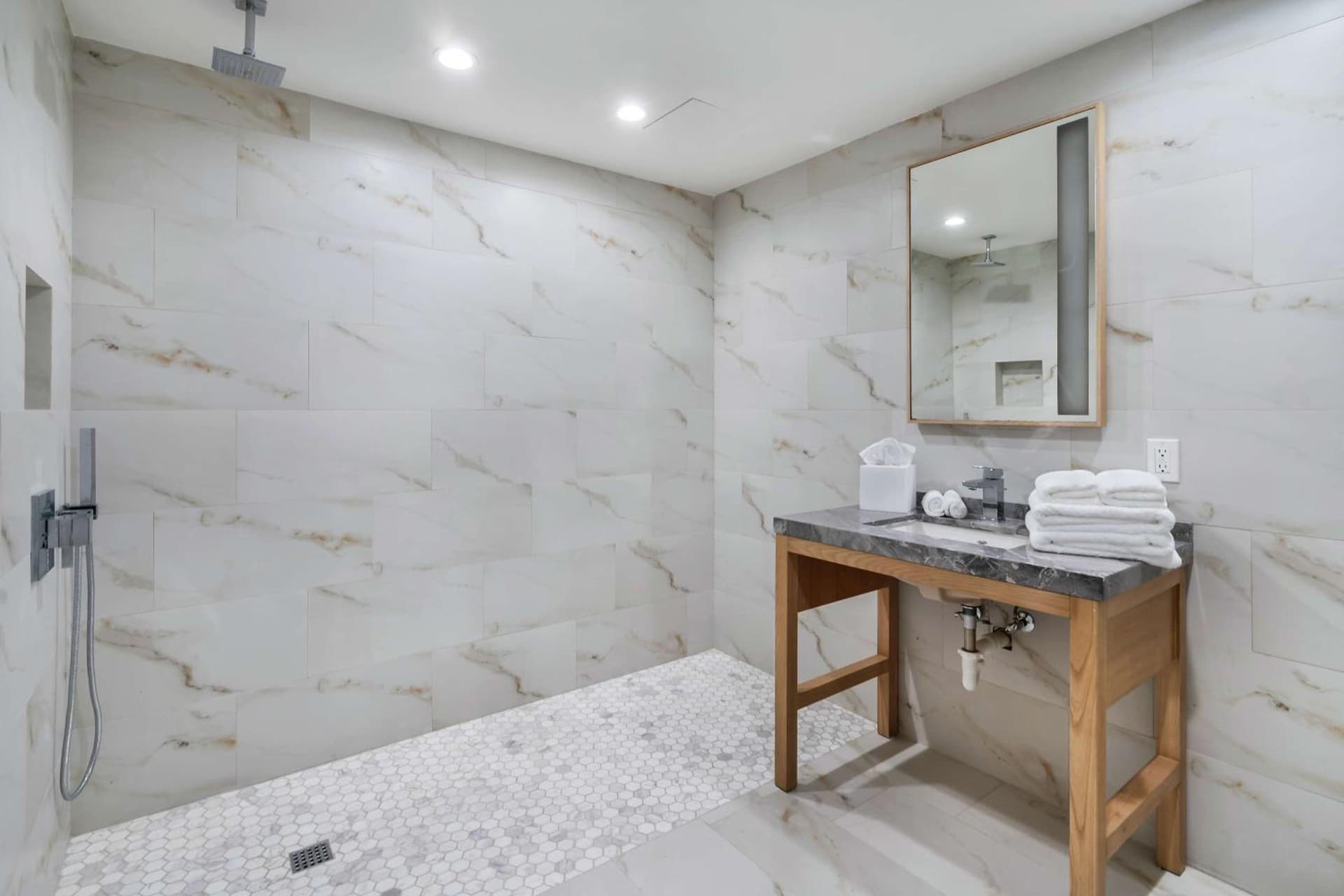 Koi Resort Saint Kitts, Curio Collection by Hilton - Photo 42