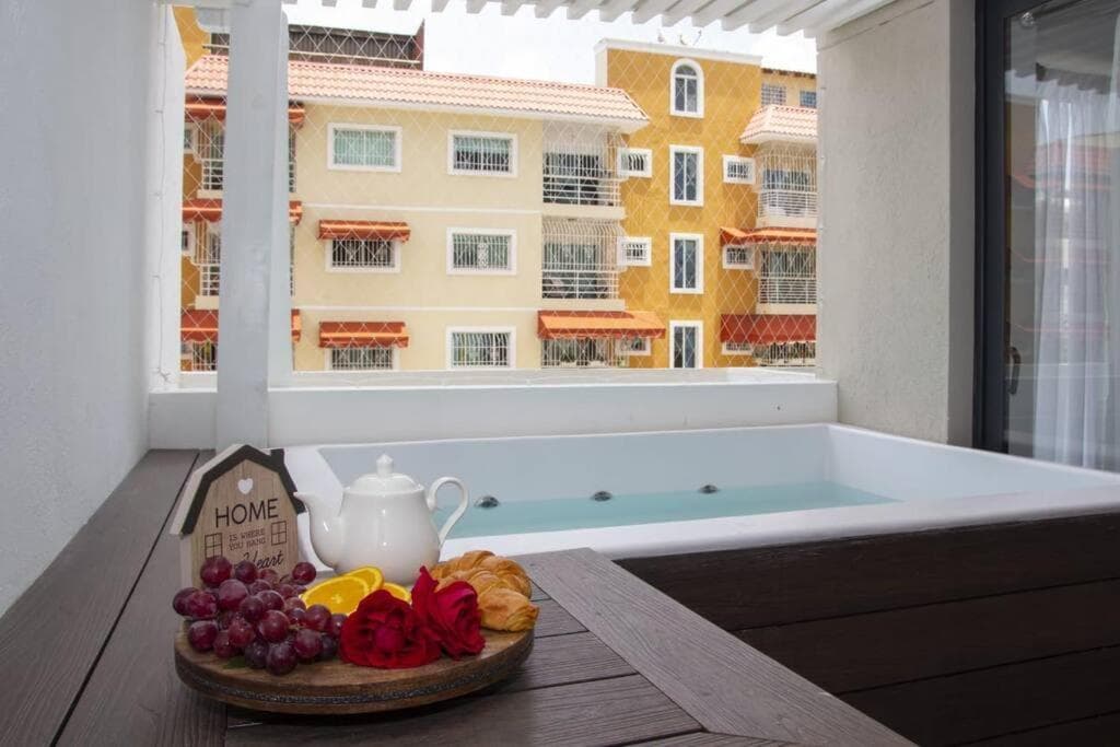 Brand new, with private Jacuzzi - Photo 32