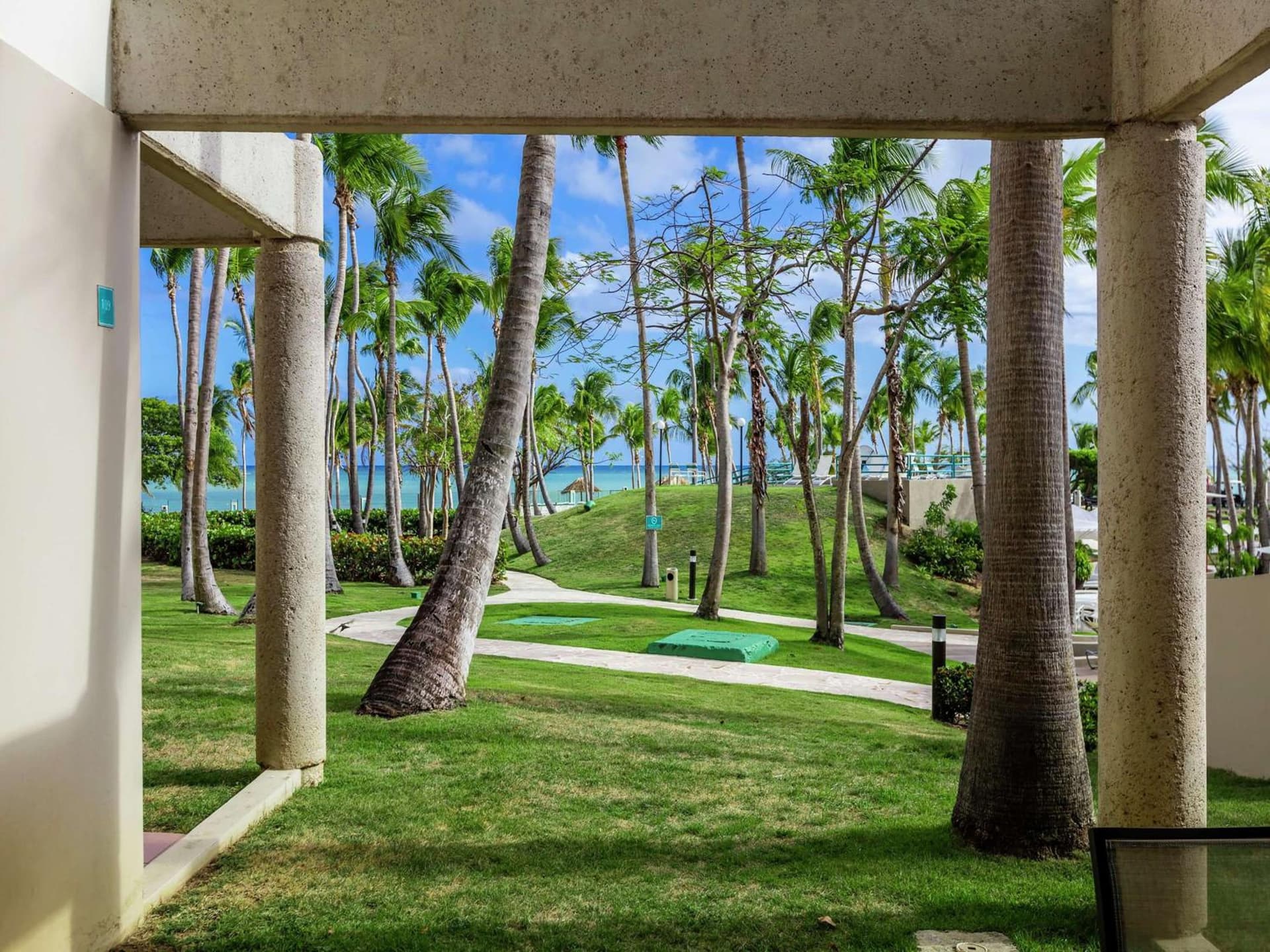 Hilton Ponce Golf & Casino Resort - Photo 9