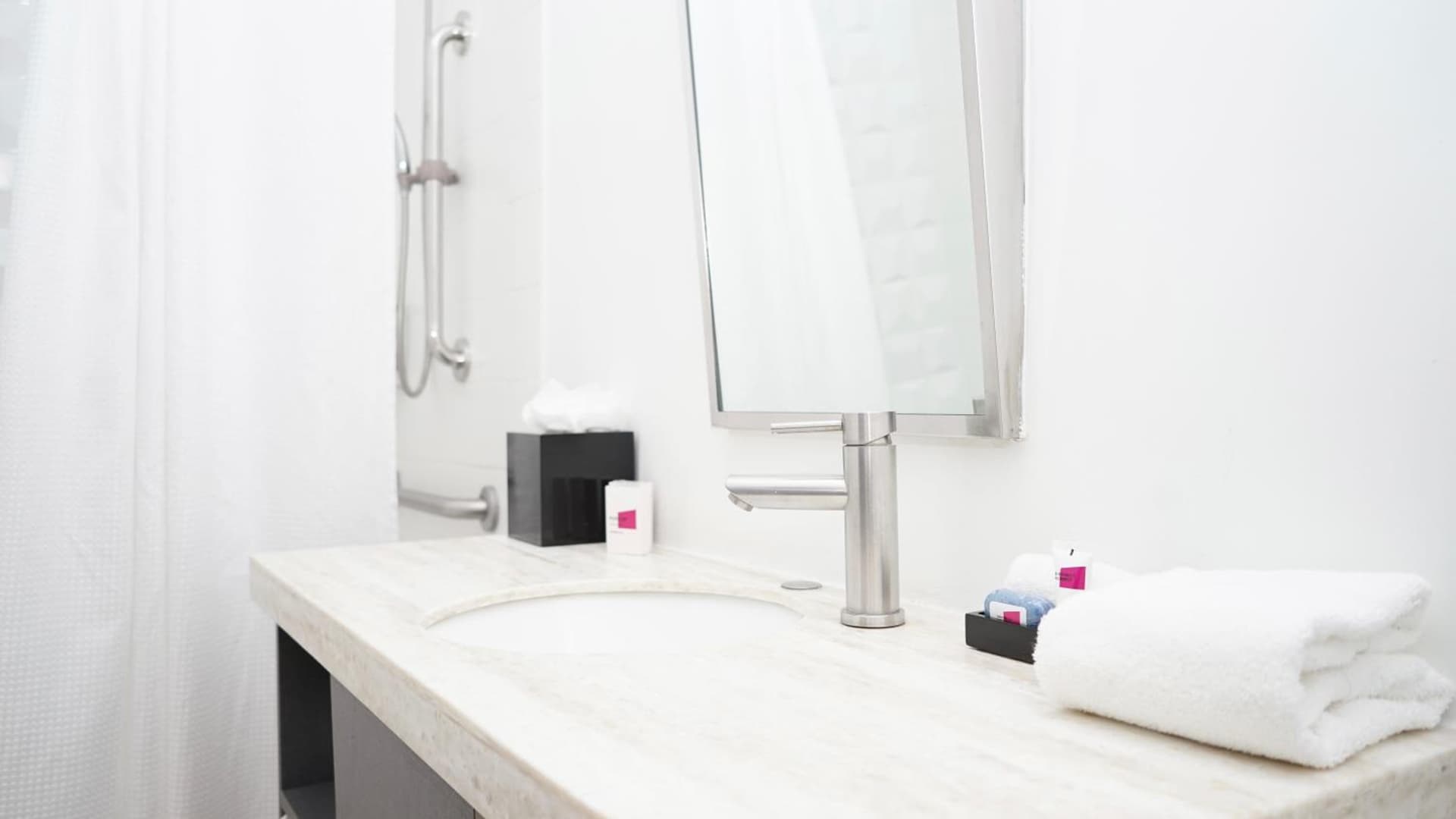 Aloft Ponce Hotel & Casino - Photo 33