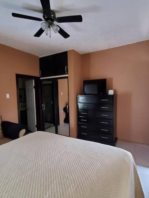 Home Away From Home - Photo 2