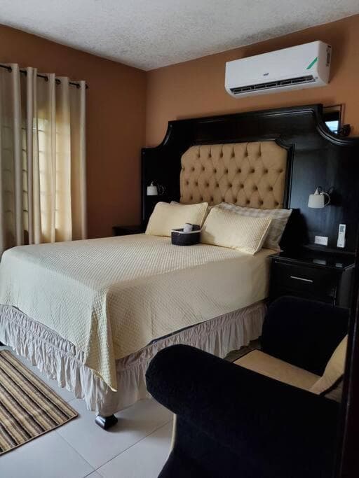 Home Away From Home - Photo 5