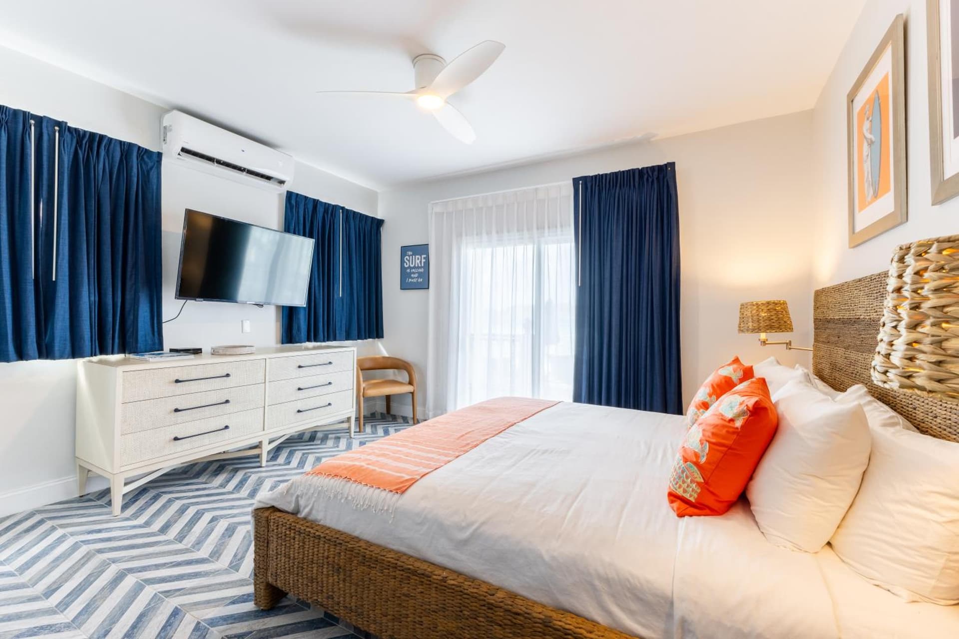 Sebastian's on the beach hotel - Photo 53