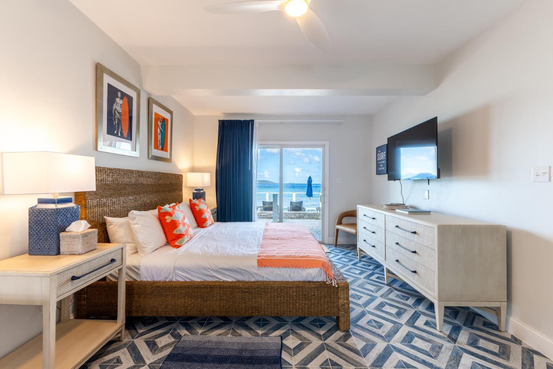 Sebastian's on the beach hotel - Photo 44