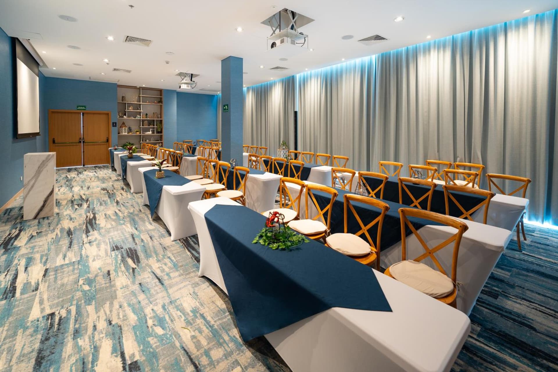 Aquamare Hotel - Photo 98