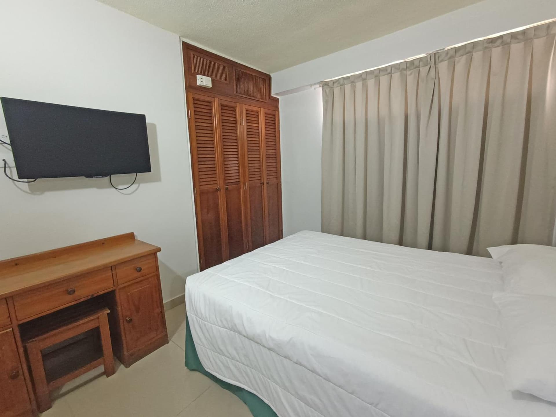 Hotel Margarita Dynasty - Photo 60