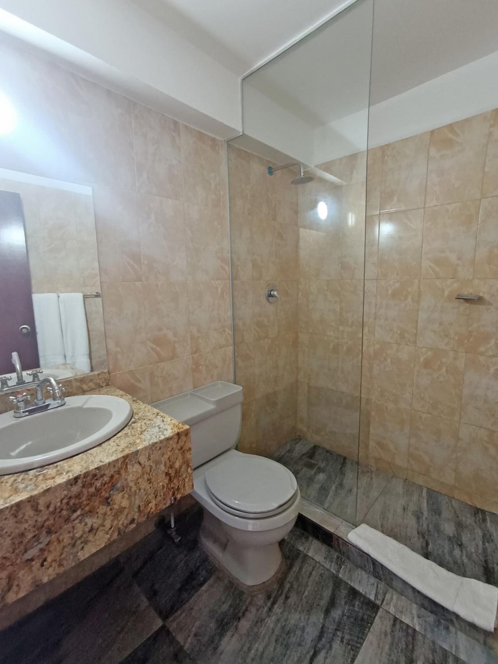 Hotel Margarita Dynasty - Photo 70