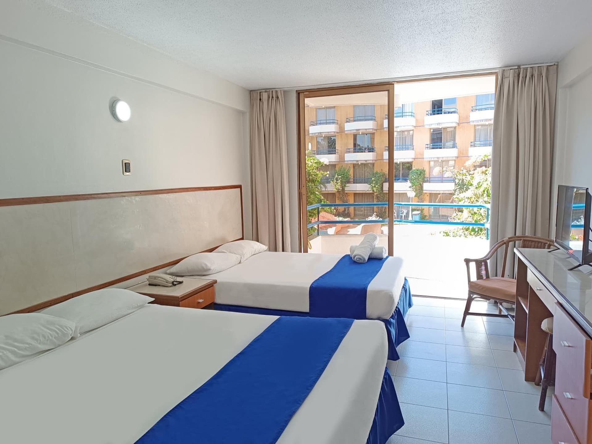 Hotel Margarita Dynasty - Photo 67