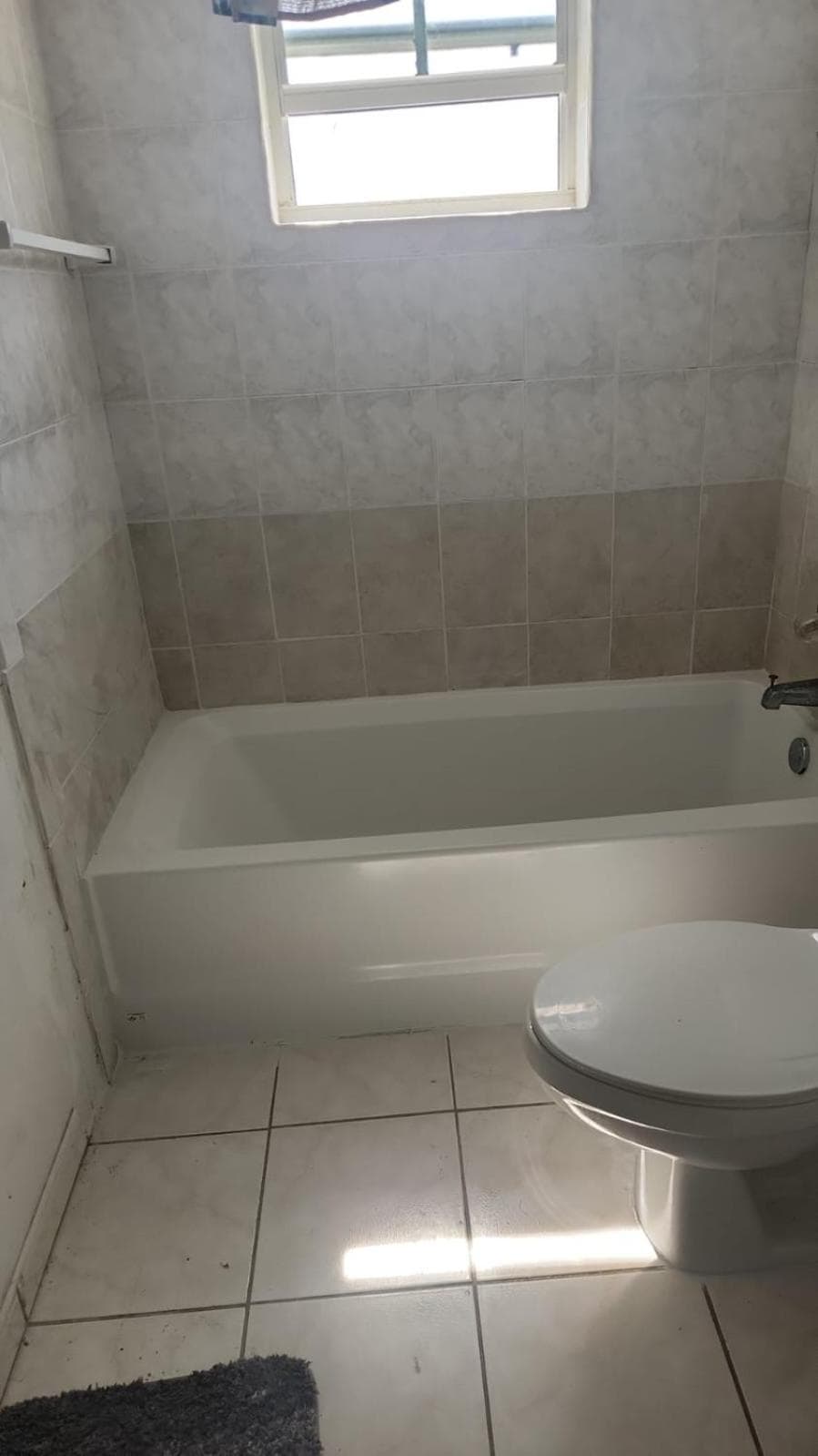 John’s Place - Photo 16