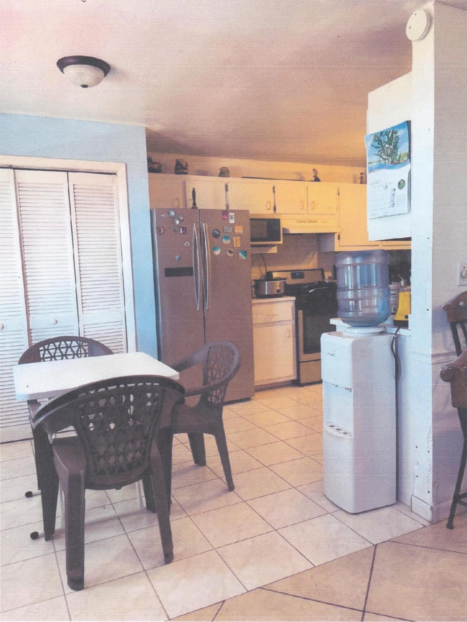 John’s Place - Photo 17