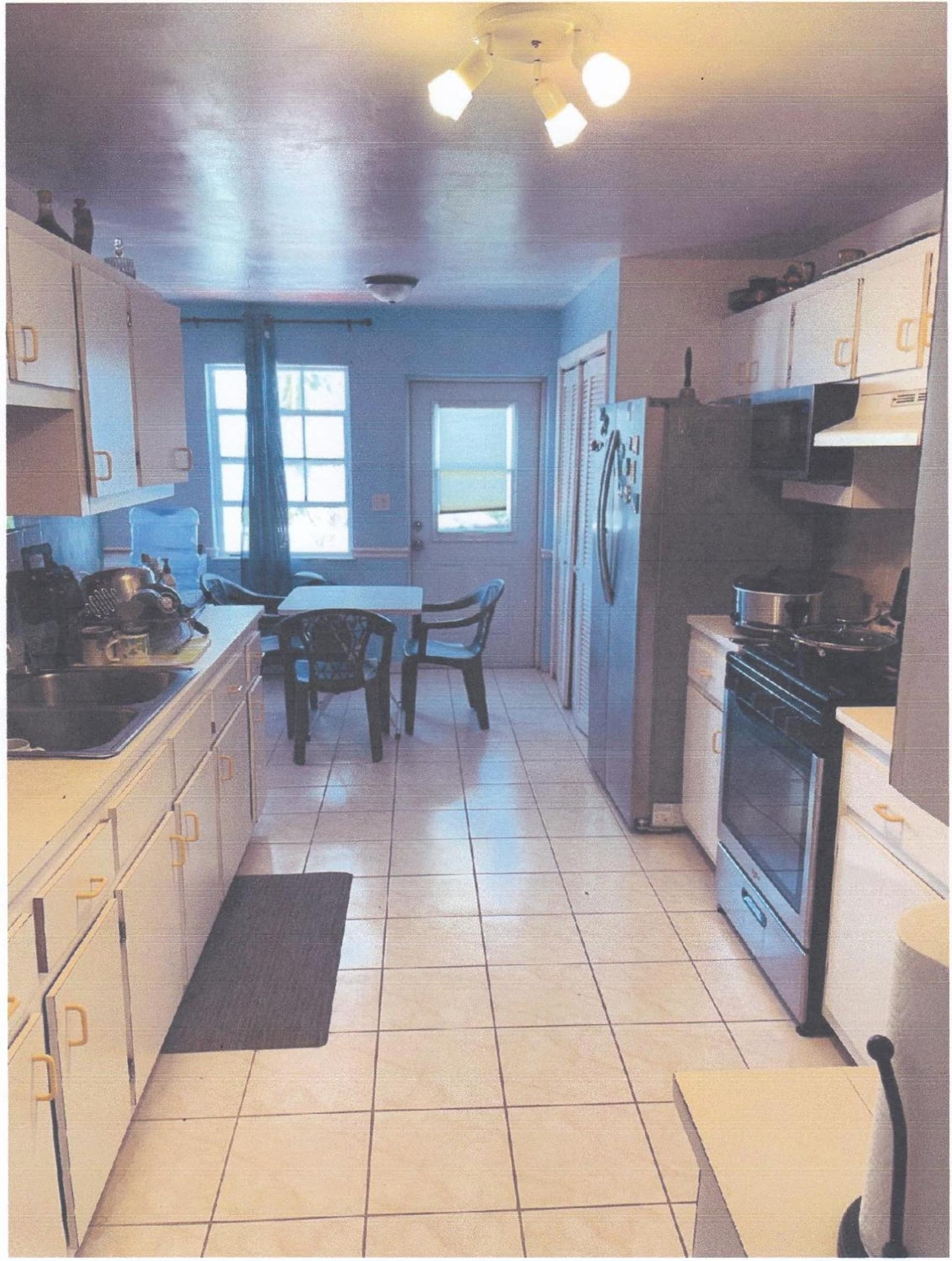 John’s Place - Photo 20