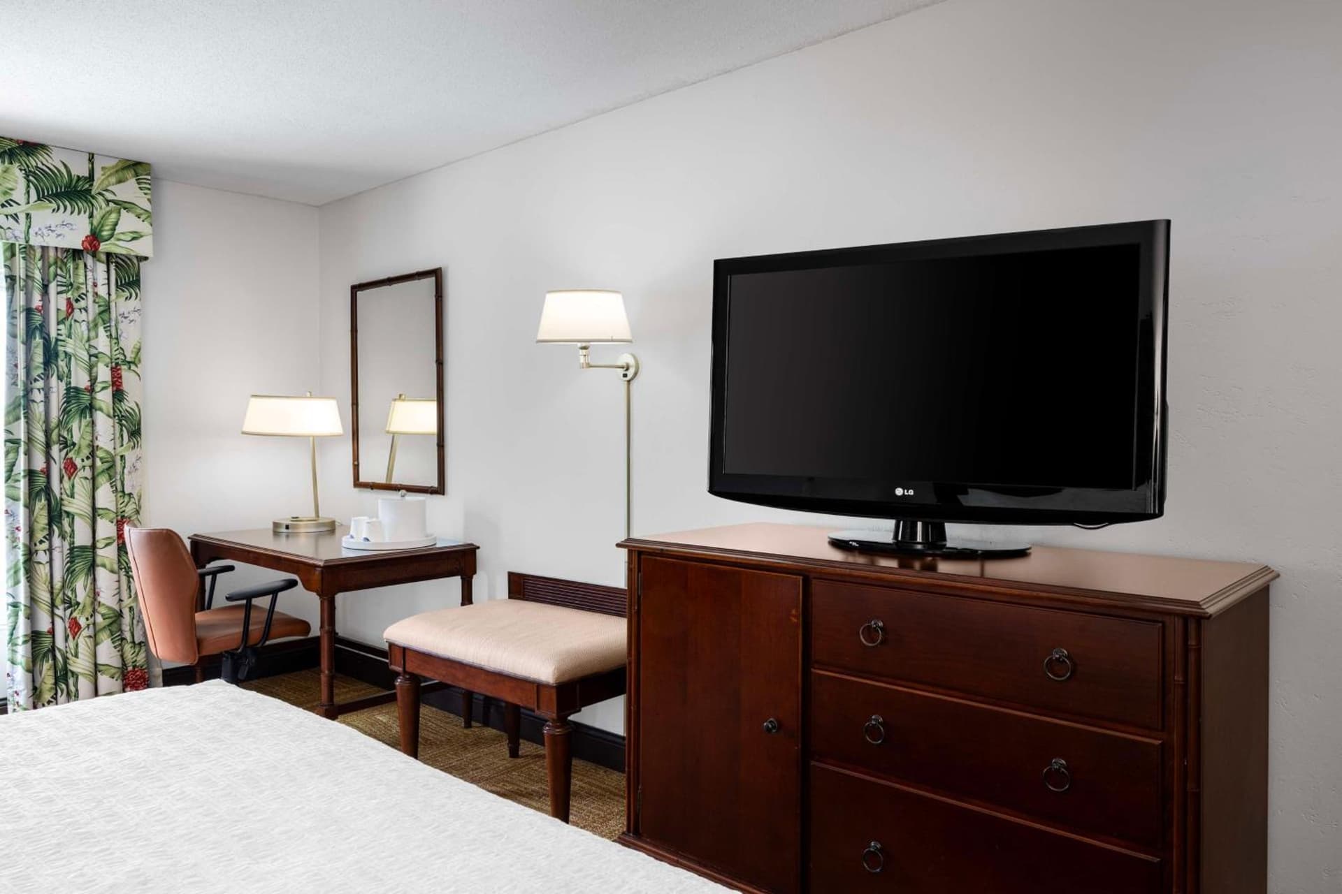 Hampton Inn & Suites San Juan - Photo 44