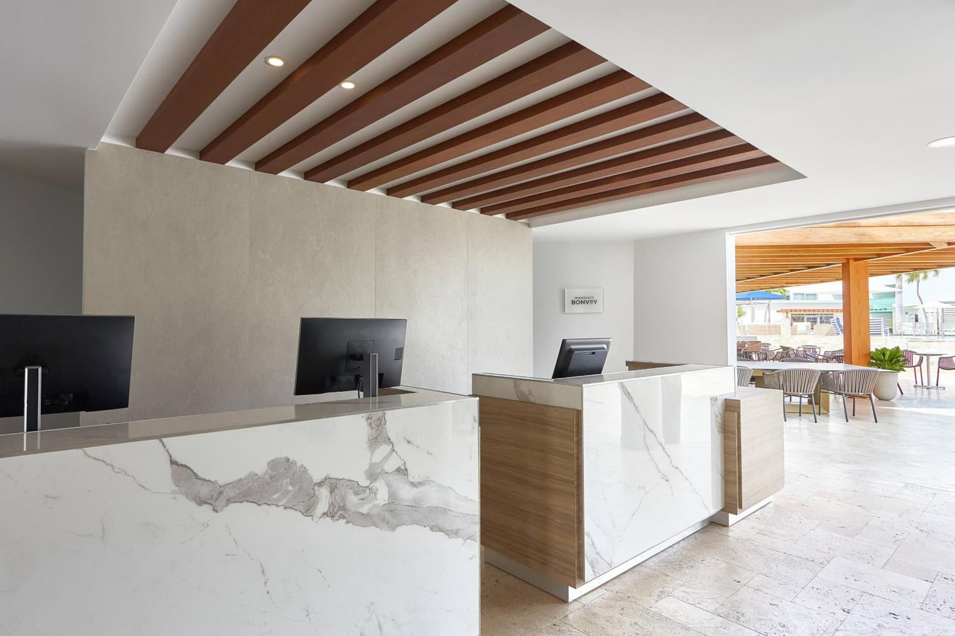 Courtyard by Marriott Aruba Resort - Photo 4