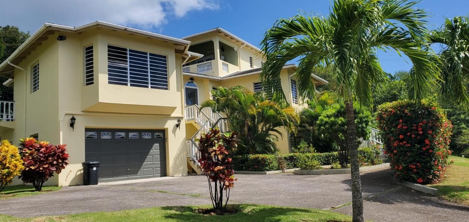 Luxury Spacious Villa with Aircon and Pool Table - Photo 9