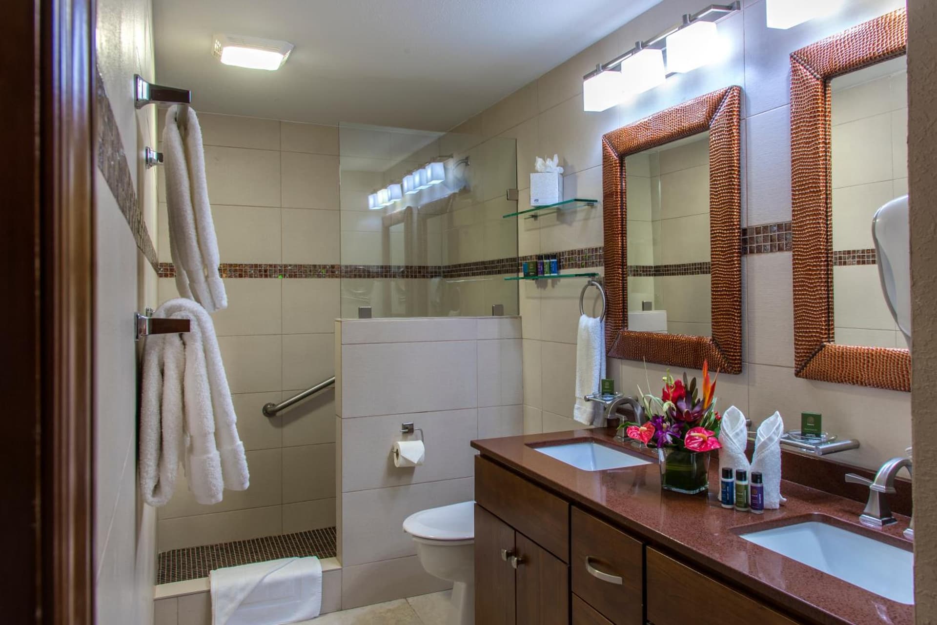 Simpson Bay Resort Marina & Spa - Photo 43