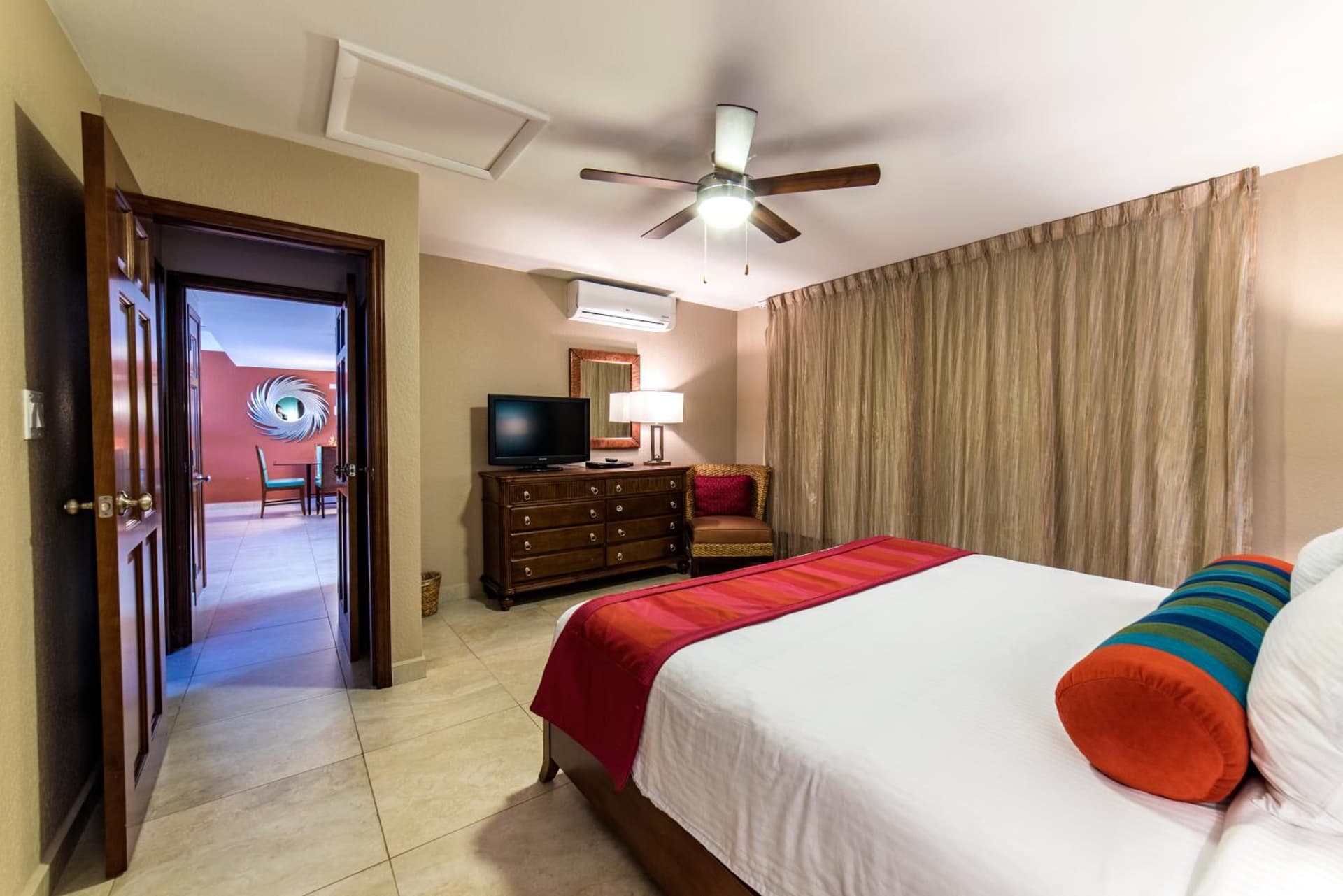 Simpson Bay Resort Marina & Spa - Photo 44