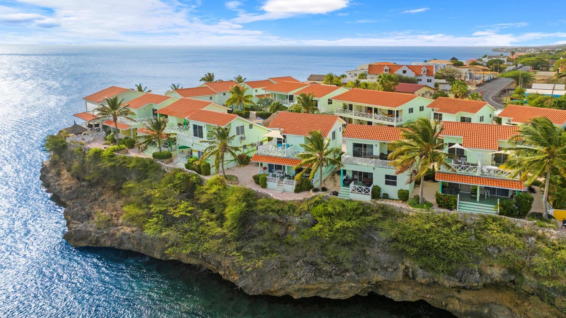 Lagoon Ocean Resort - Photo 7