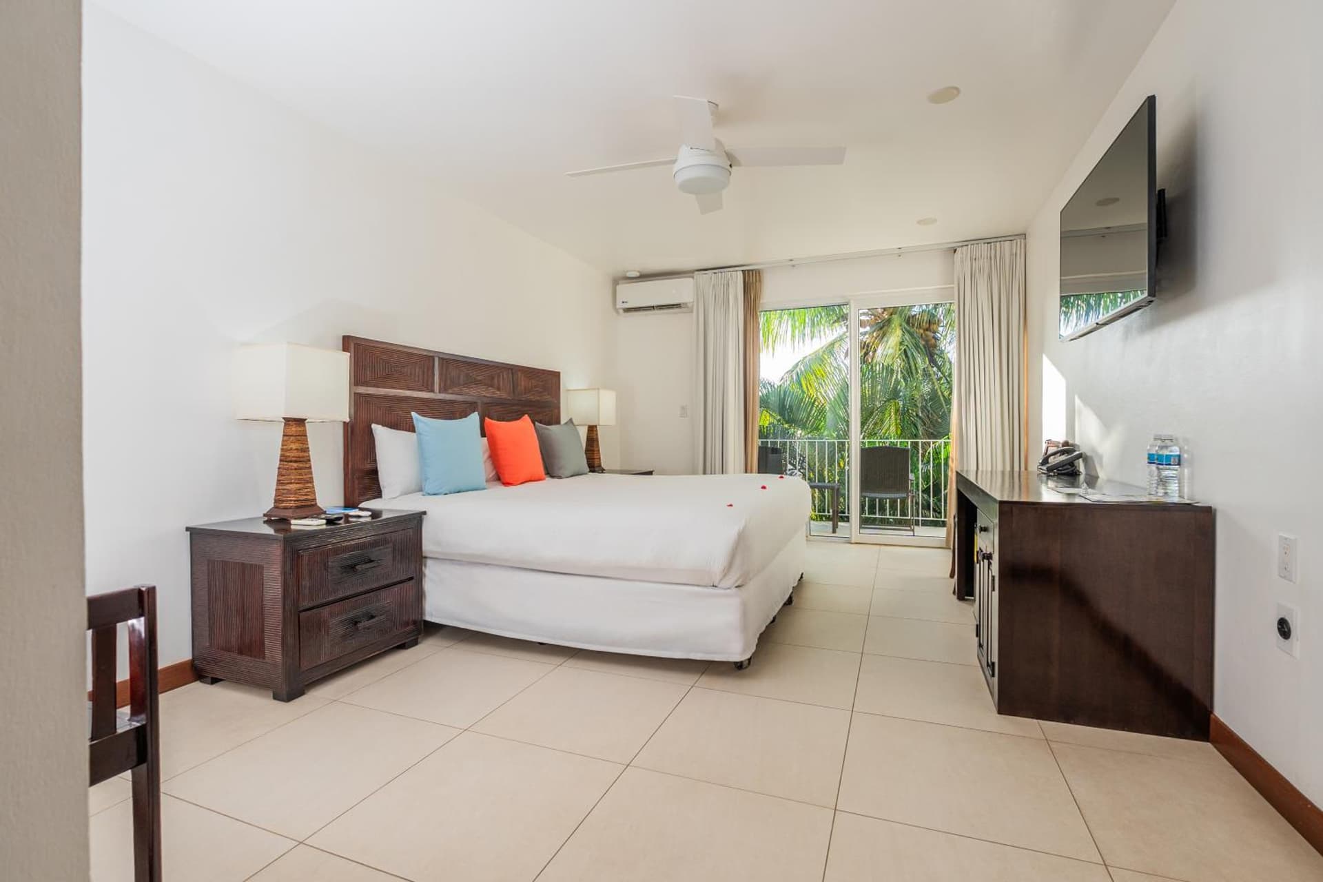 Paradise Beach Resort & Dive Center - Photo 79