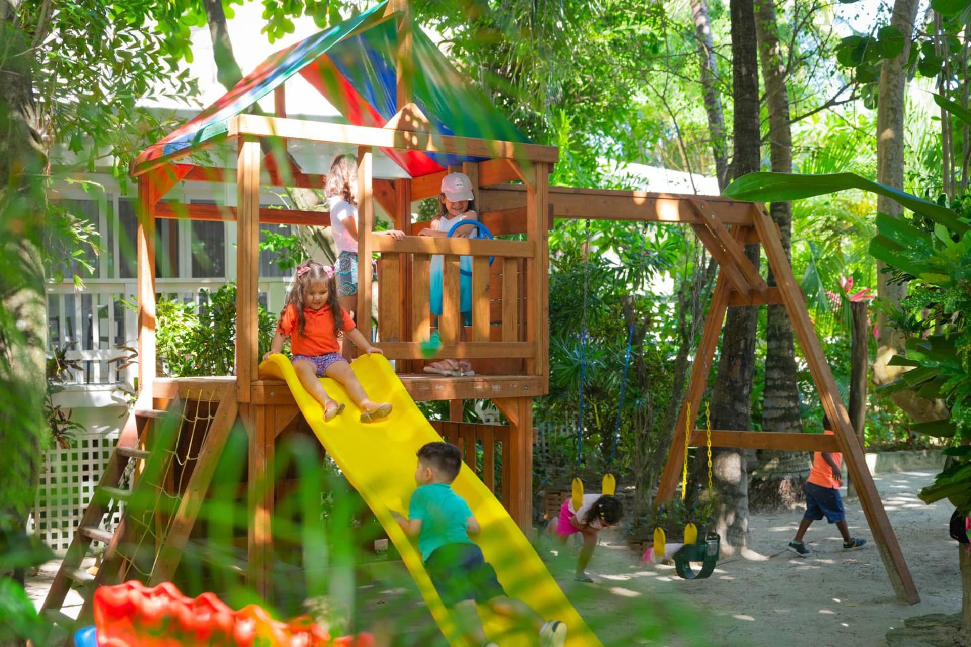 Paradise Beach Resort & Dive Center - Photo 91