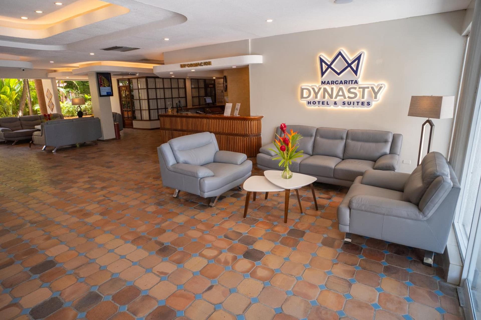 Hotel Margarita Dynasty - Photo 21