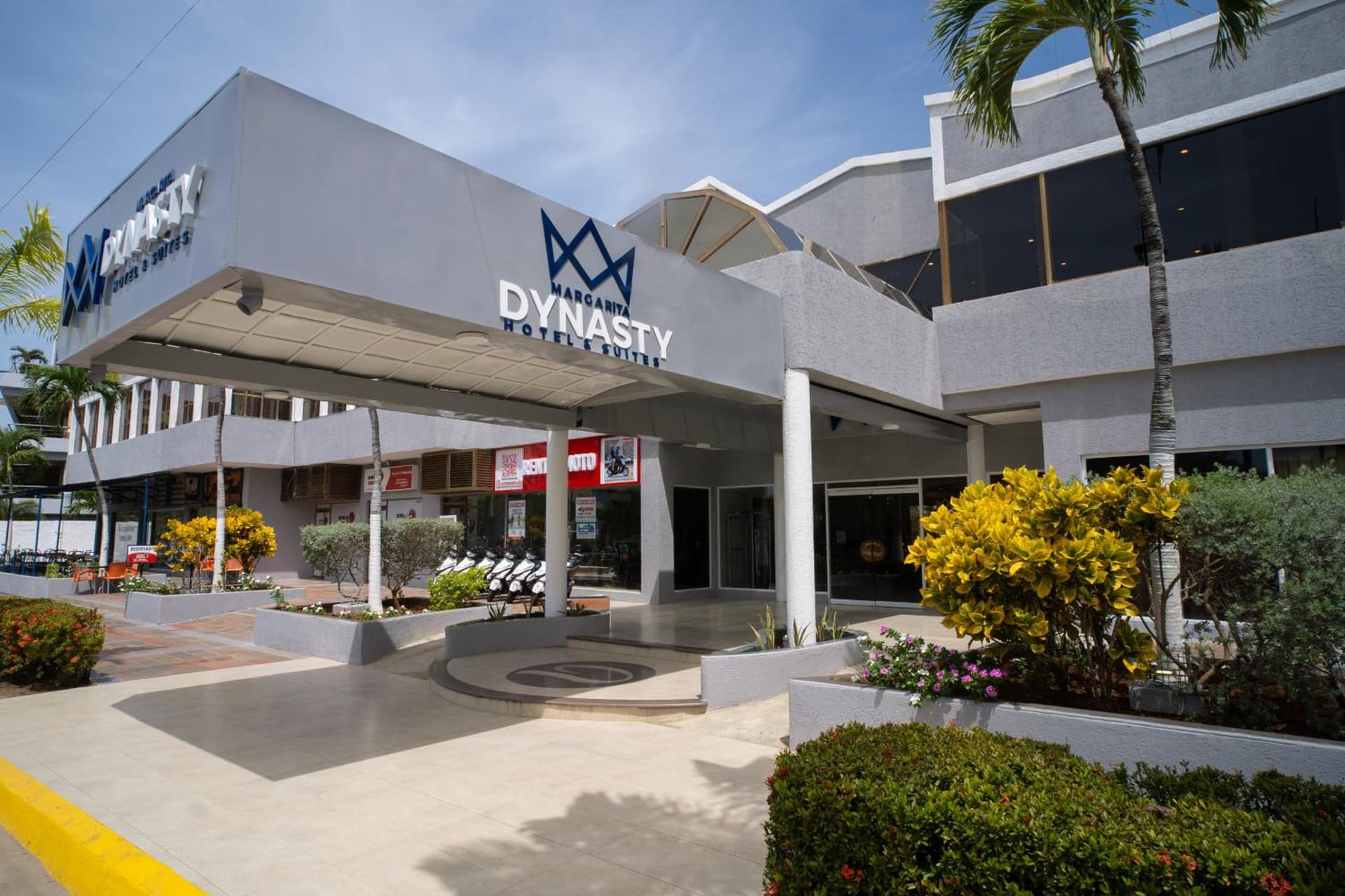 Hotel Margarita Dynasty - Photo 22