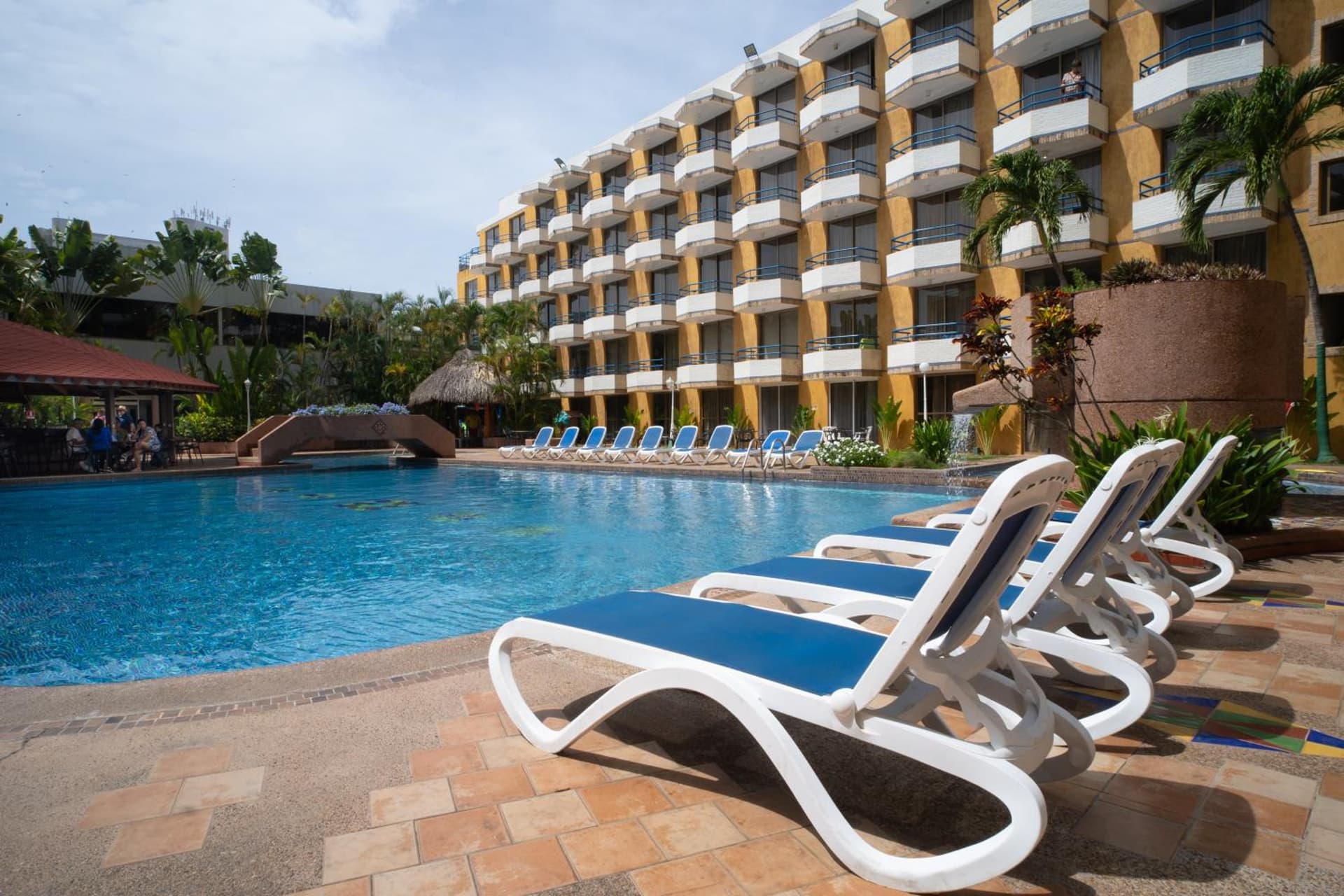 Hotel Margarita Dynasty - Photo 26