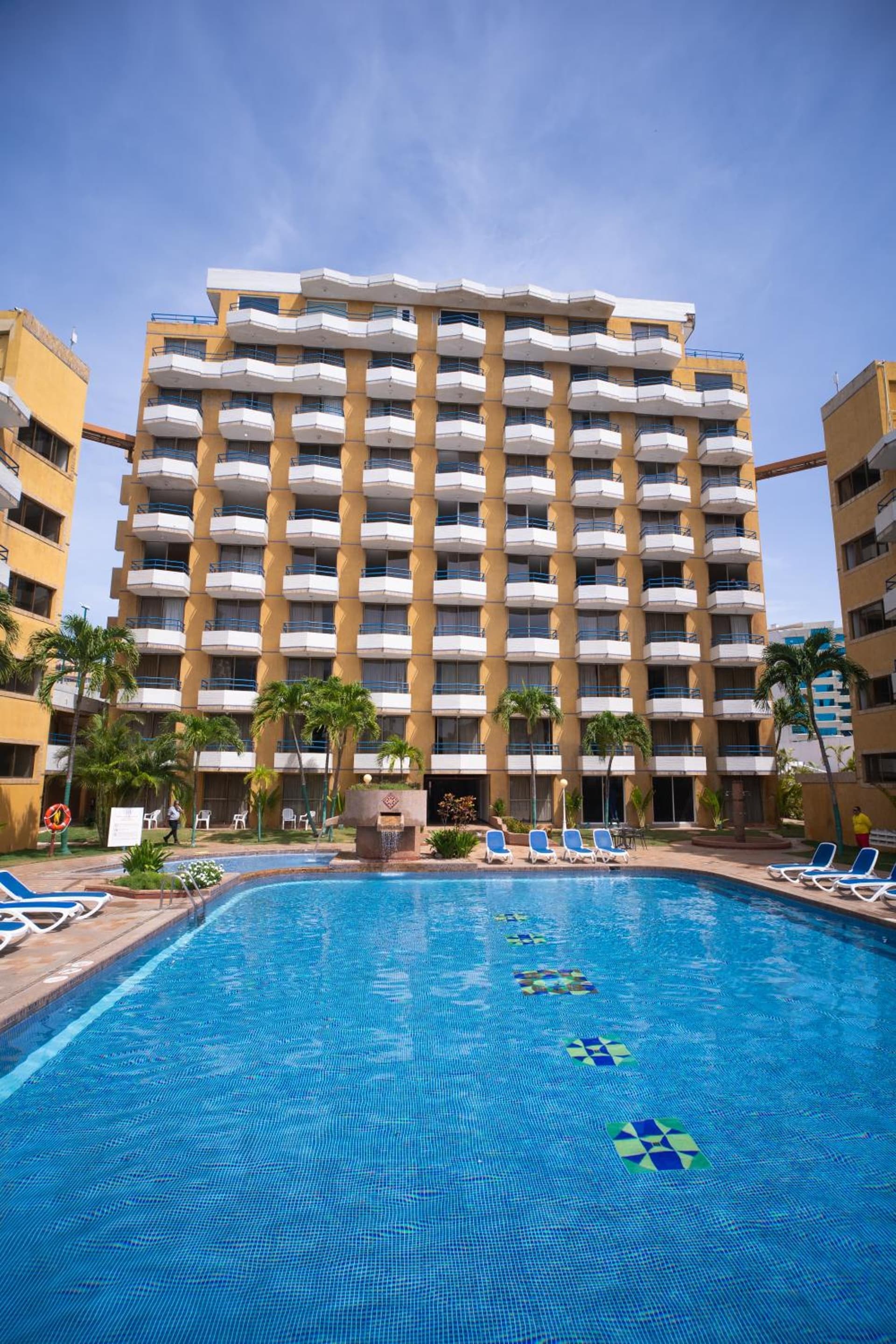 Hotel Margarita Dynasty - Photo 7