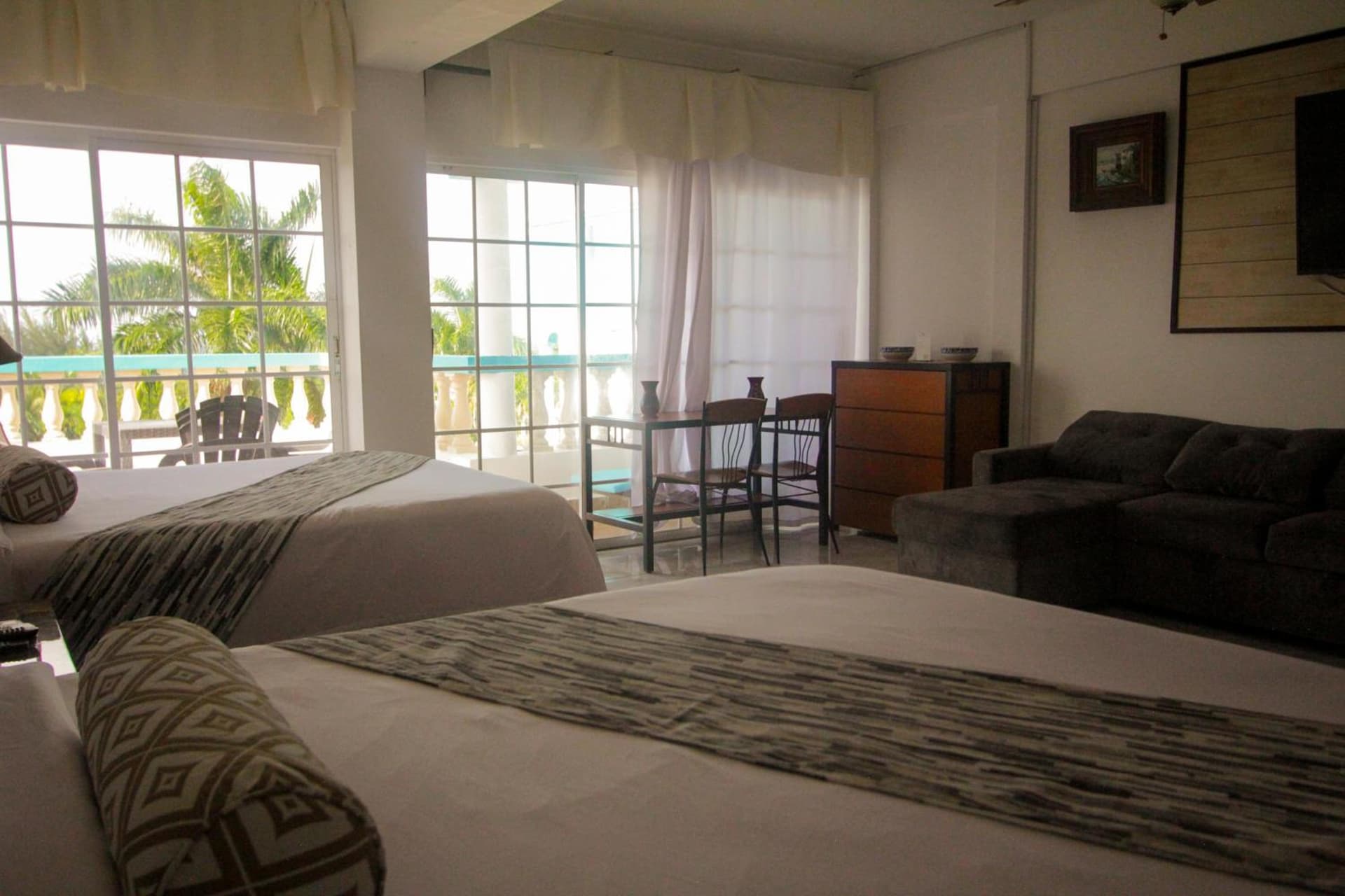 Match Resort - Photo 32