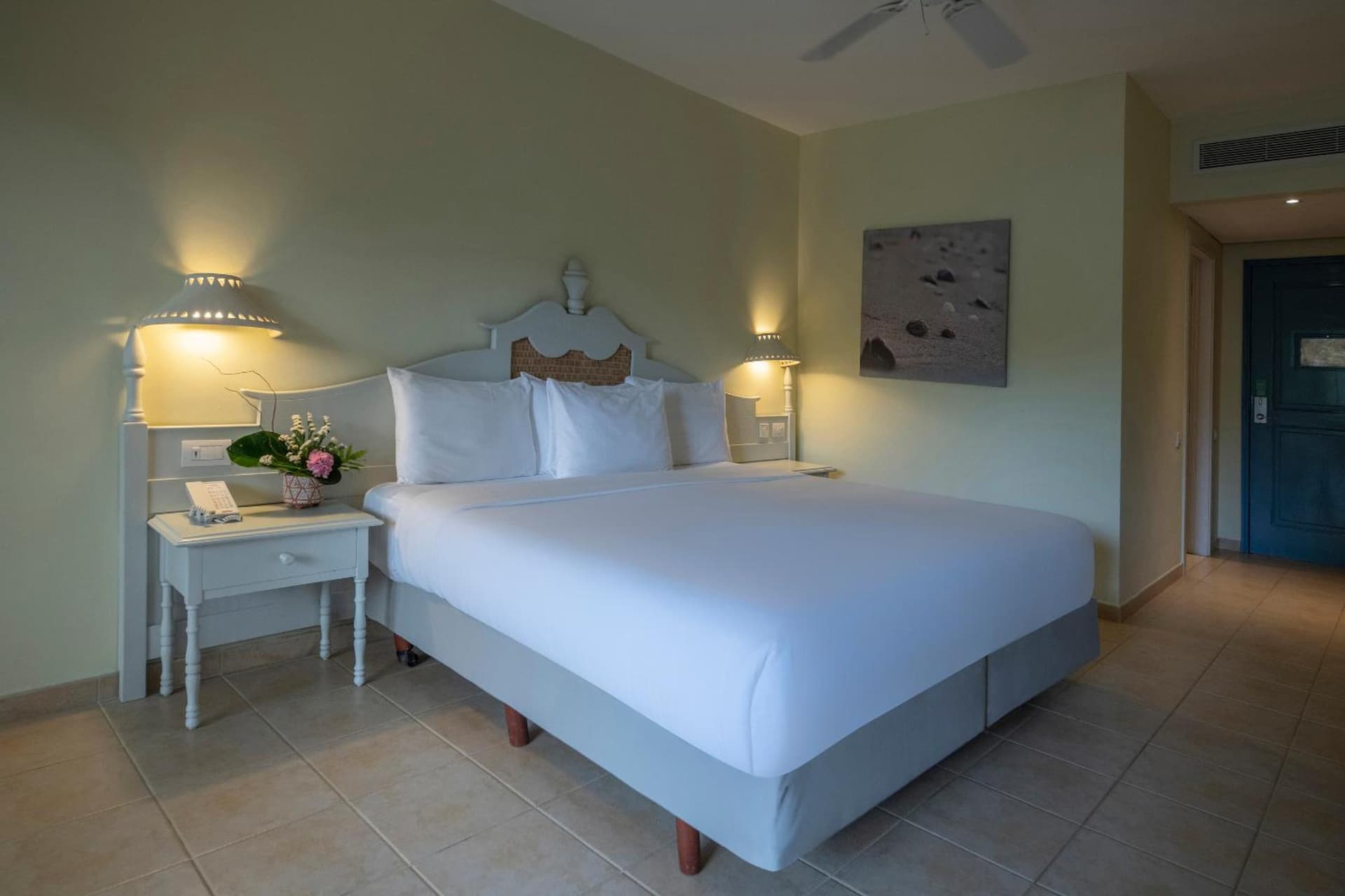 Iberostar Waves Costa Dorada - All Inclusive - Photo 29