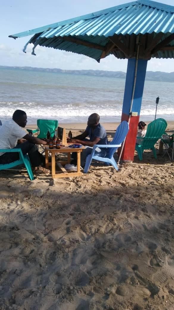 Ocean Breeze Hotel & Restaurant - Photo 15