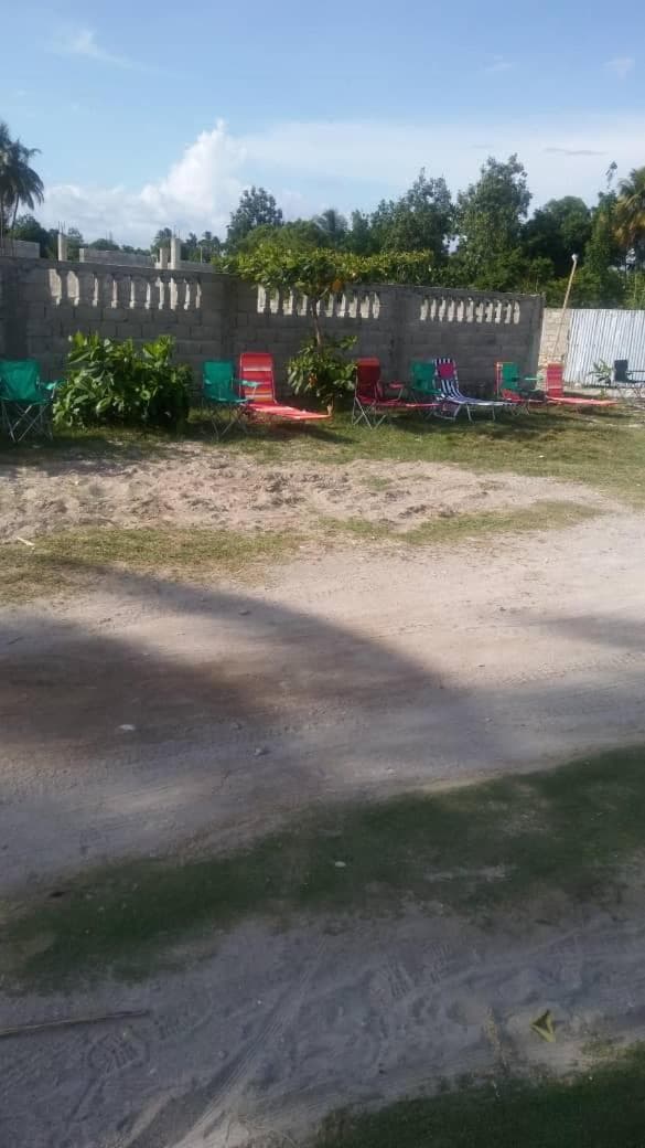 Ocean Breeze Hotel & Restaurant - Photo 20