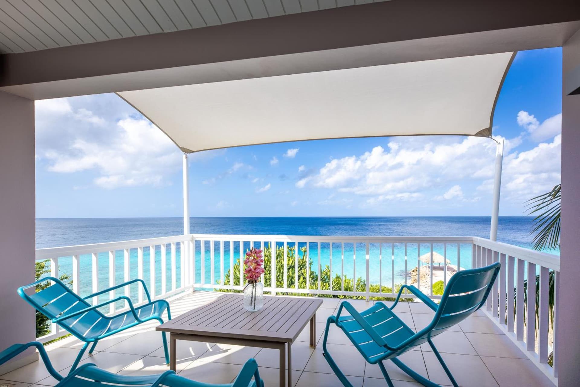 Coral Estate Luxury Resort - Photo 10