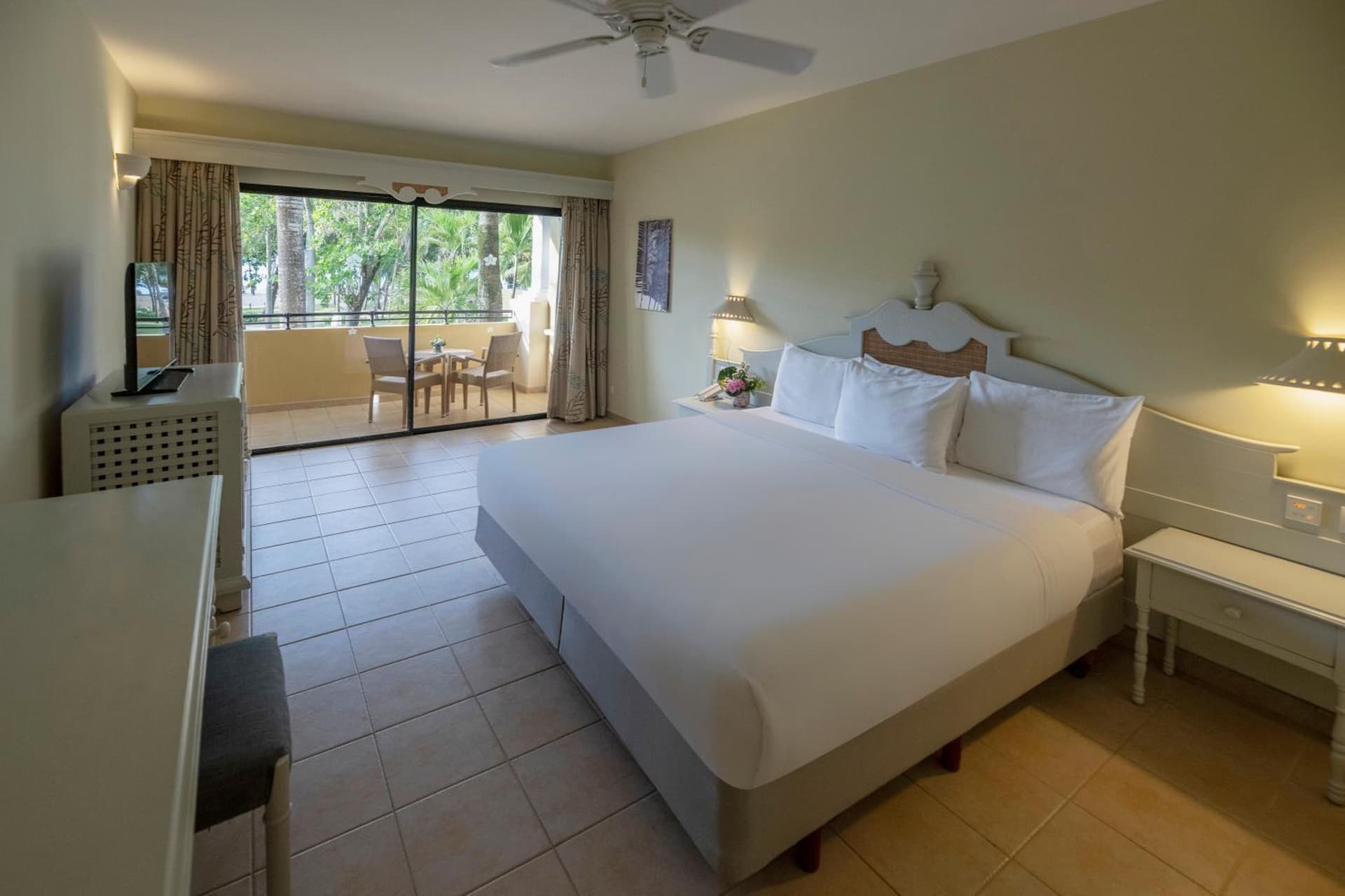 Iberostar Waves Costa Dorada - All Inclusive - Photo 30