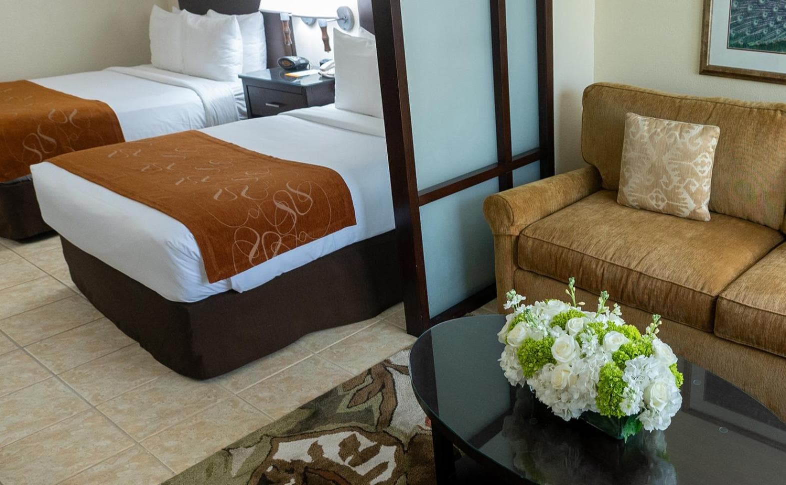 Comfort Suites Paradise Island - Photo 15