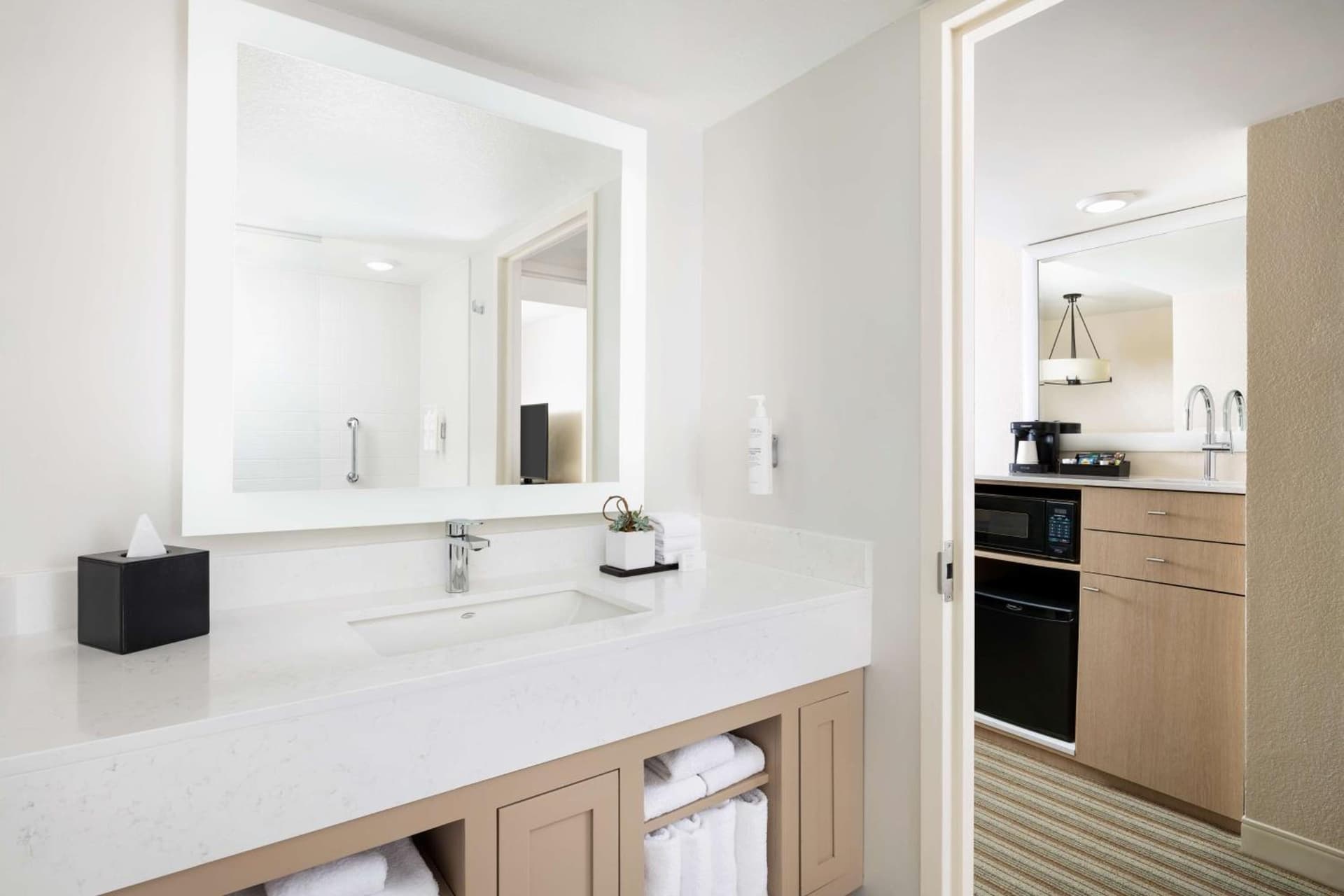 Embassy Suites by Hilton San Juan - Hotel & Casino - Photo 32