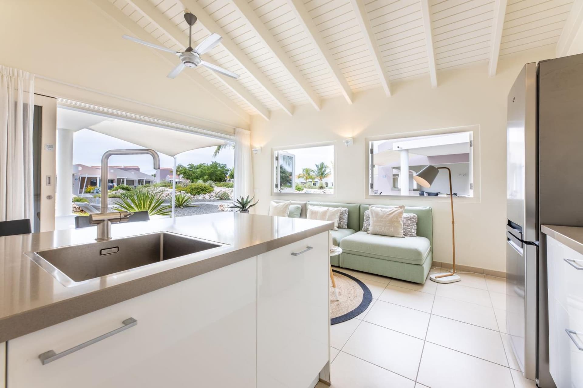 Coral Estate Luxury Resort - Photo 20