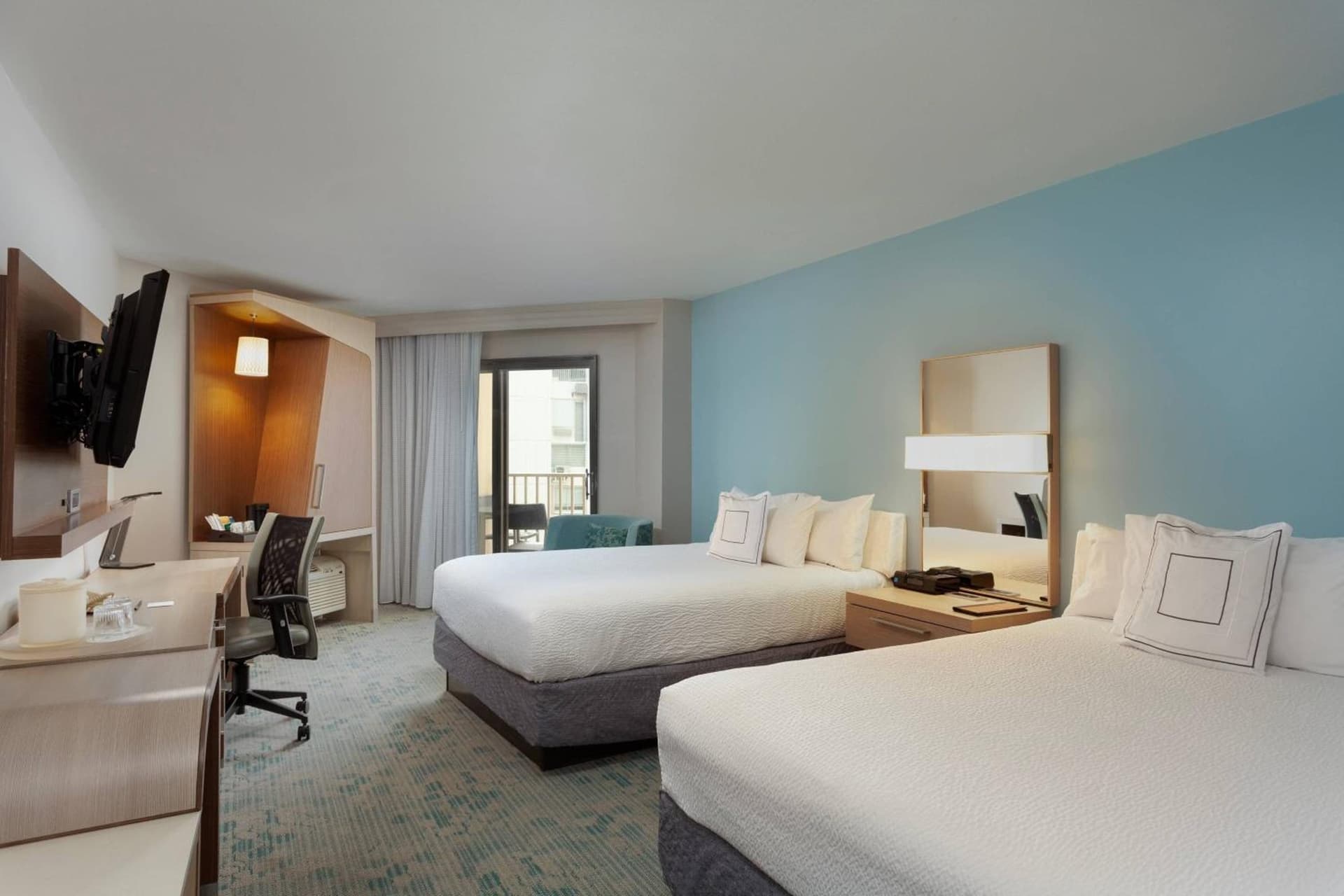 Courtyard by Marriott Isla Verde Beach Resort - Photo 14