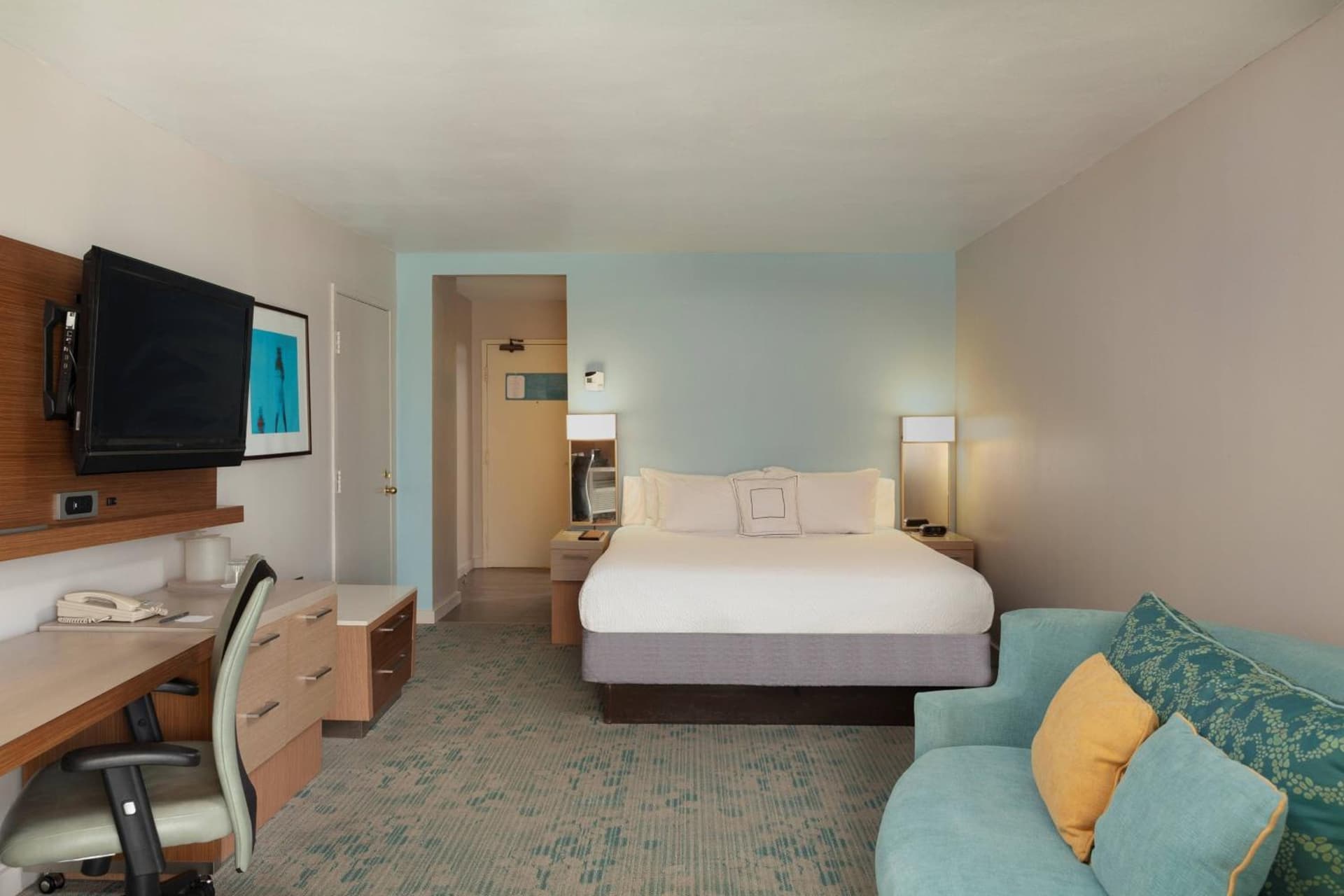 Courtyard by Marriott Isla Verde Beach Resort - Photo 15