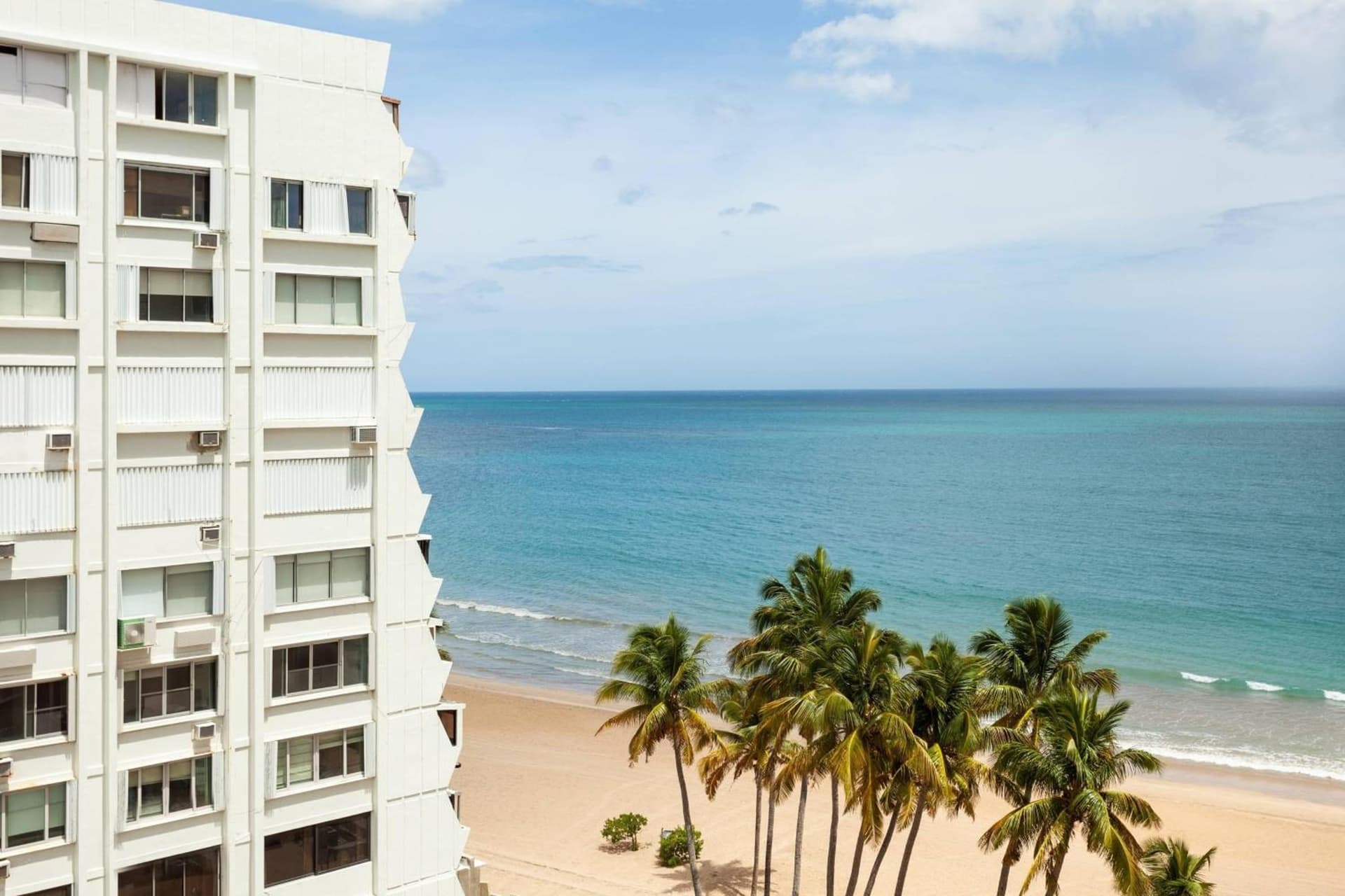 Courtyard by Marriott Isla Verde Beach Resort - Photo 25