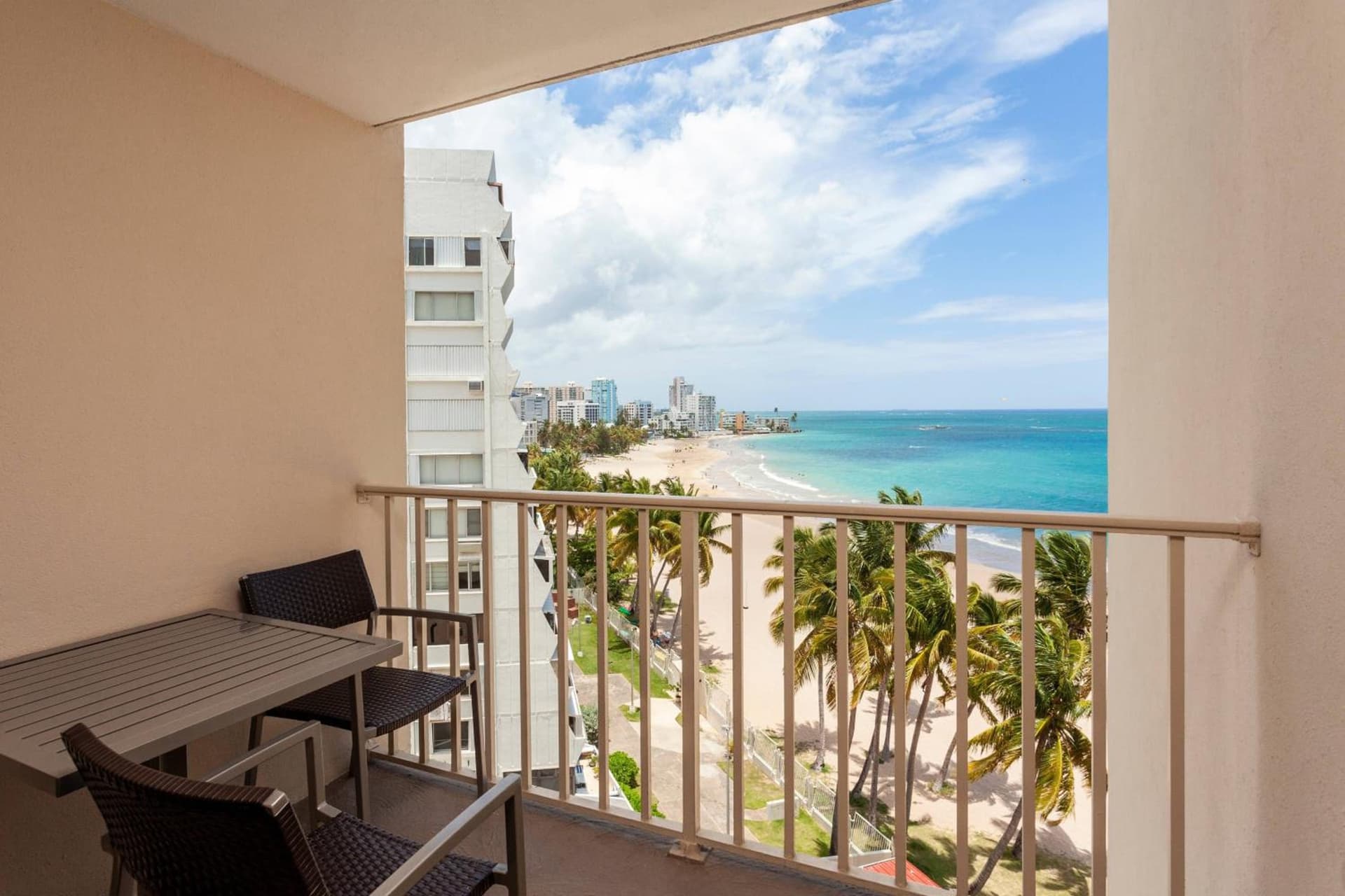 Courtyard by Marriott Isla Verde Beach Resort - Photo 37