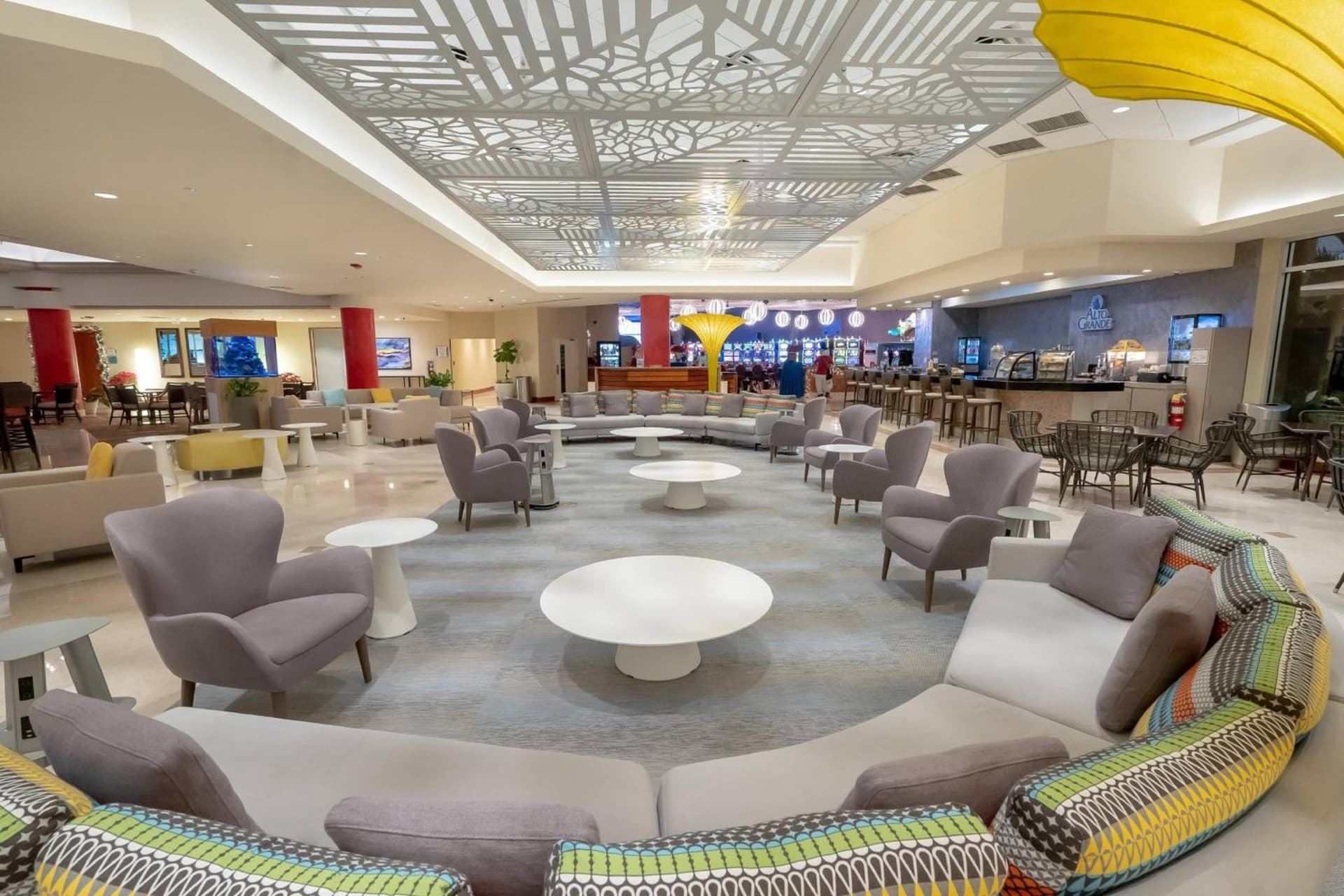 Courtyard by Marriott Isla Verde Beach Resort - Photo 5