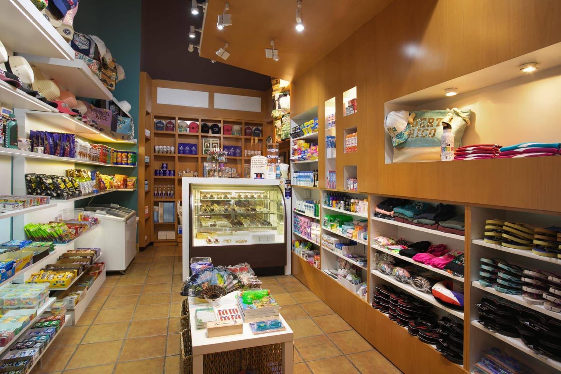 Courtyard by Marriott Isla Verde Beach Resort - Photo 81