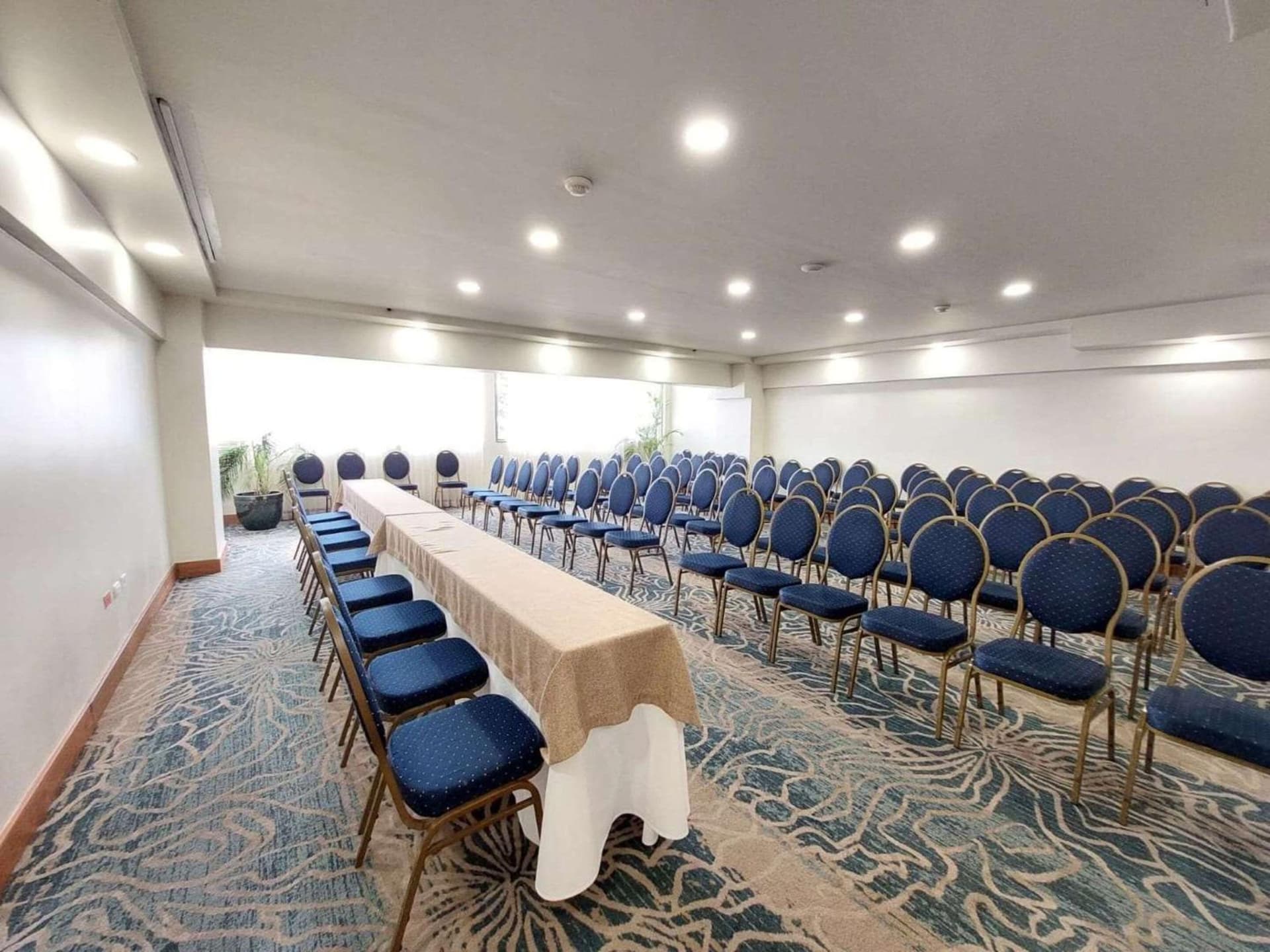 Radisson Hotel Santo Domingo - Photo 12