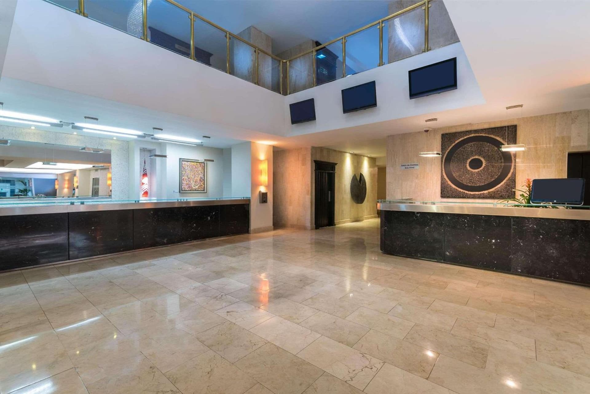 Radisson Hotel Santo Domingo - Photo 40