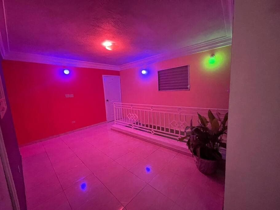 Hébergement Confortable avec Jardin Restaurant et Services 24h24 - Photo 33