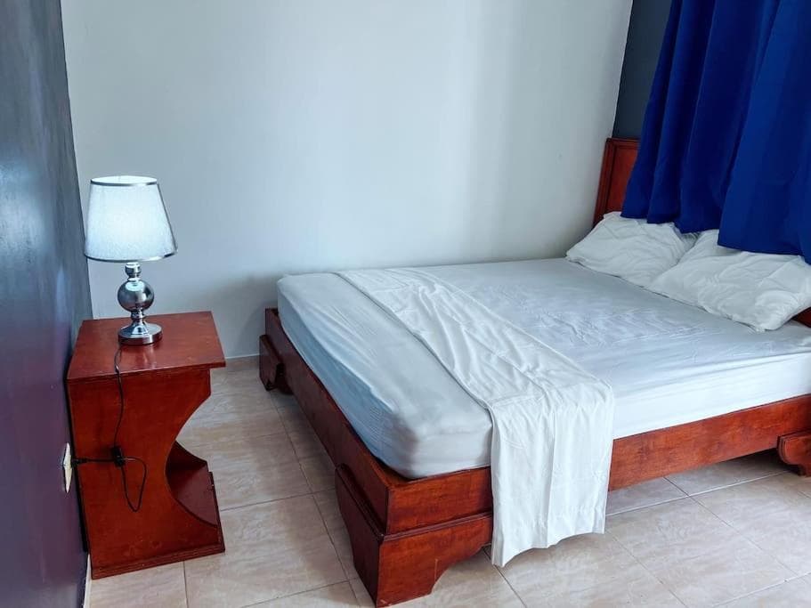 Hébergement Confortable avec Jardin Restaurant et Services 24h24 - Photo 34